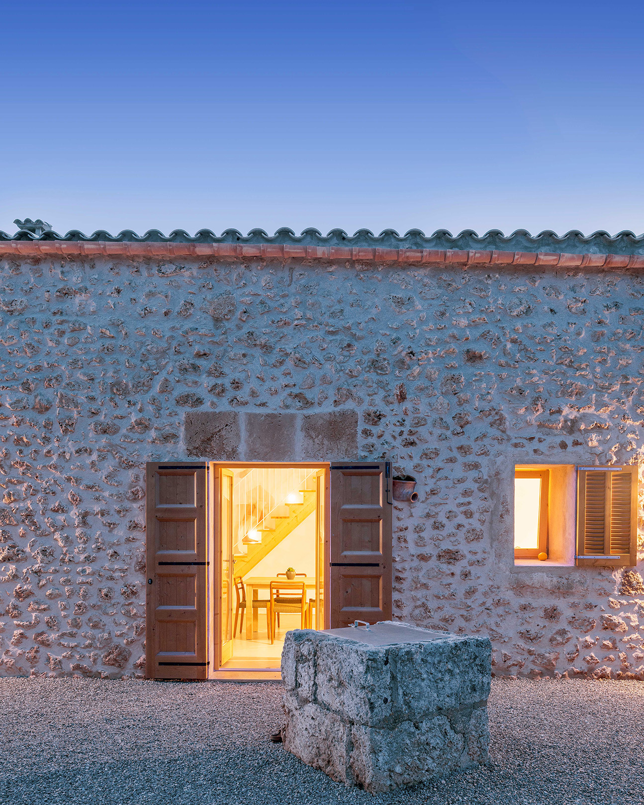 A Self-Sufficient Retreat – Ca na Joaneta by Different Desing