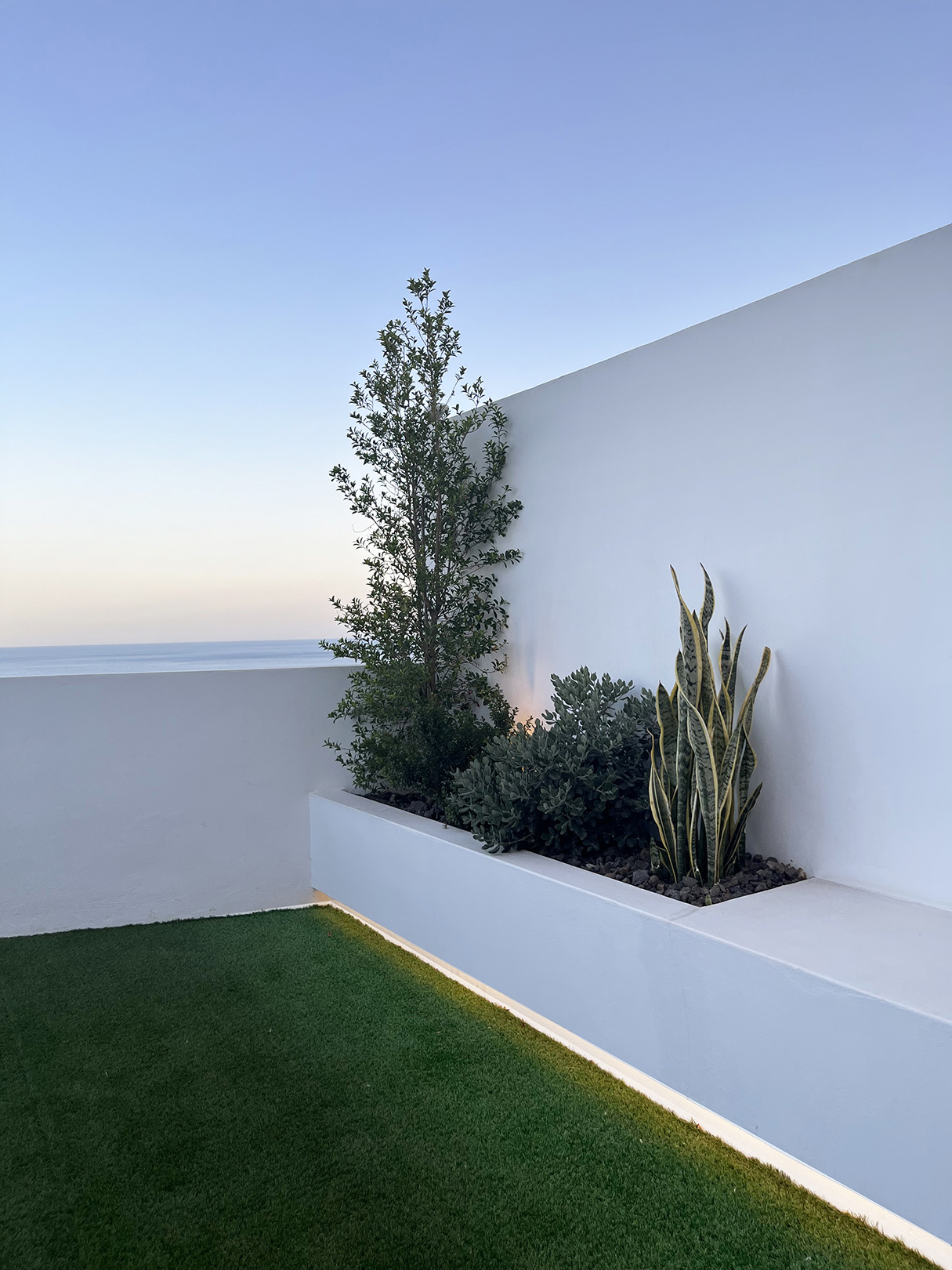 Luminous Living – Casa SERMA by PUERTA35 Arquitectura