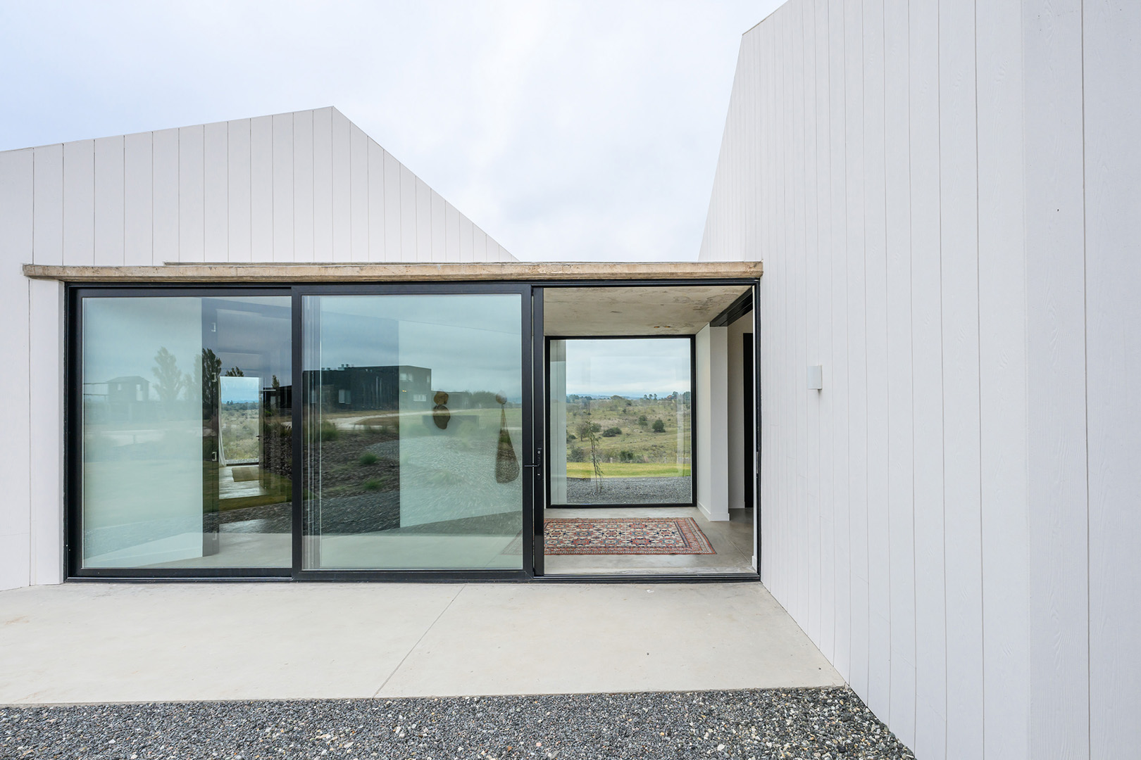 Minimalism – Casa Granero by Fabric Estudio