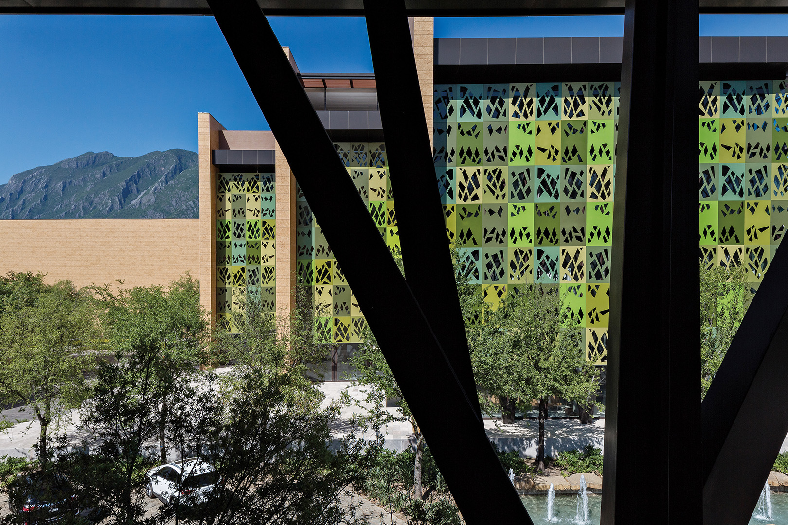 Unconventional Center – Pueblo Serena by Carranza y Ruiz Arquitectura