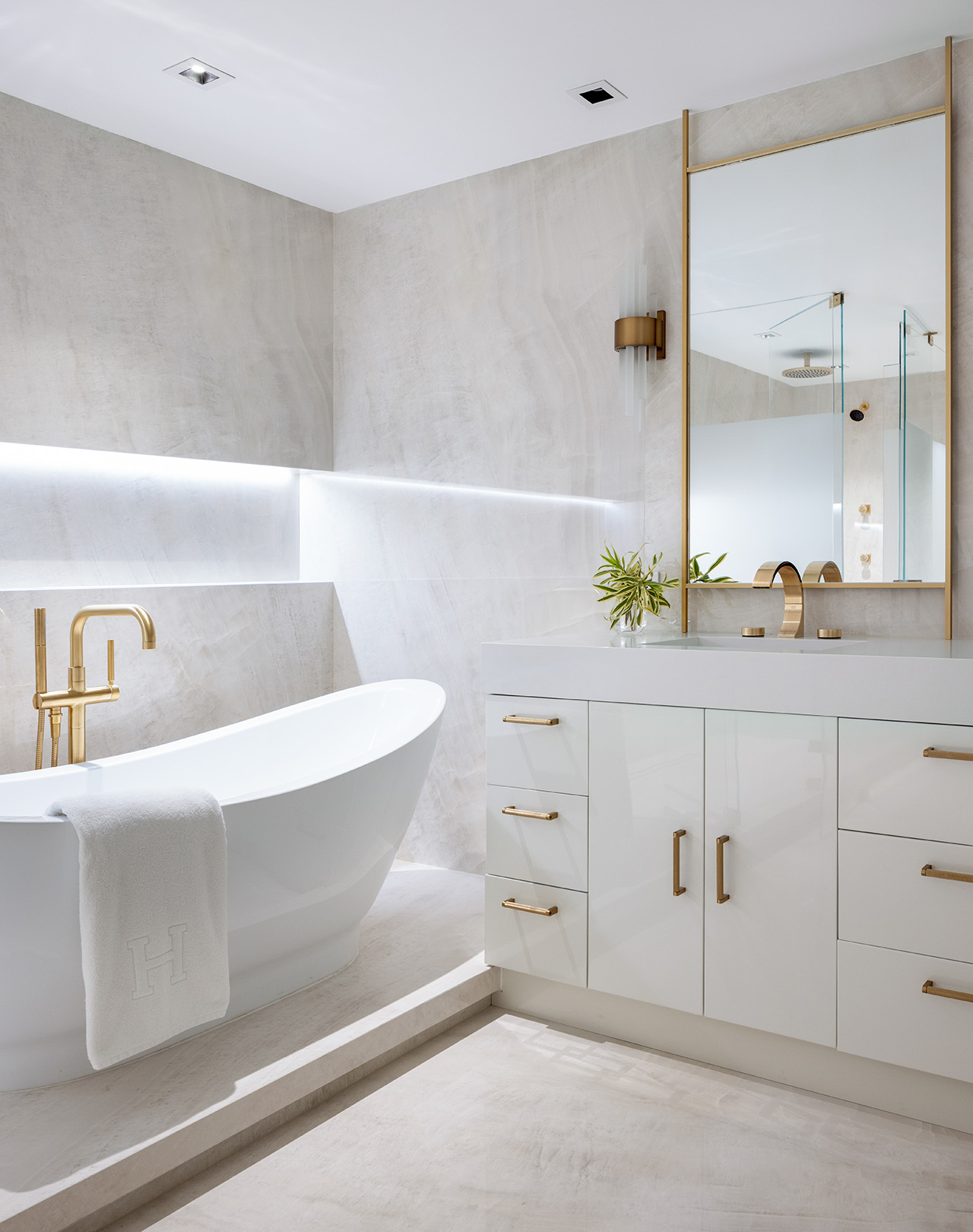 An Artful Balance – Majestic Towers by Luxart Studio