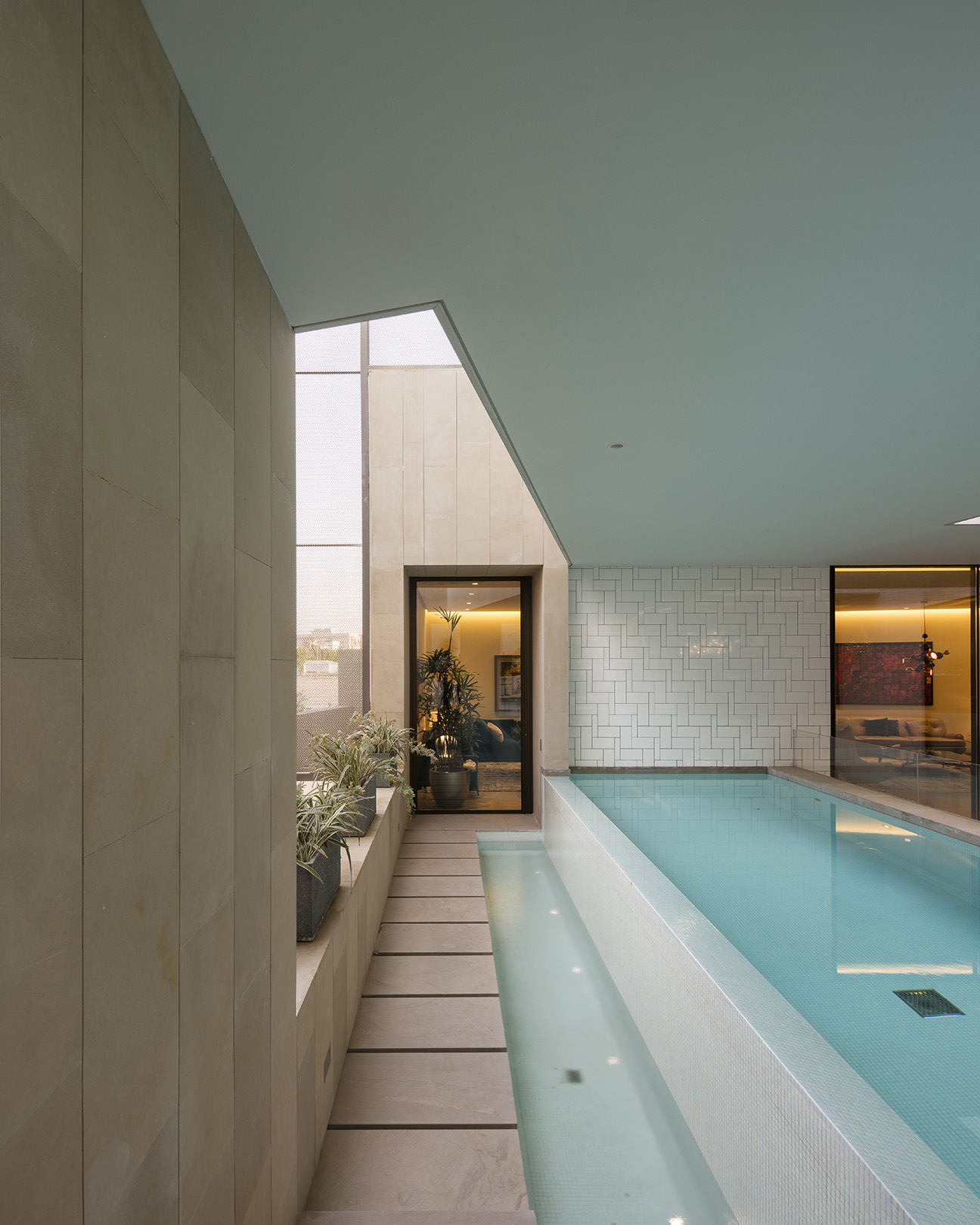 A Harmonious Response – Three Gardens House by AGi Architects