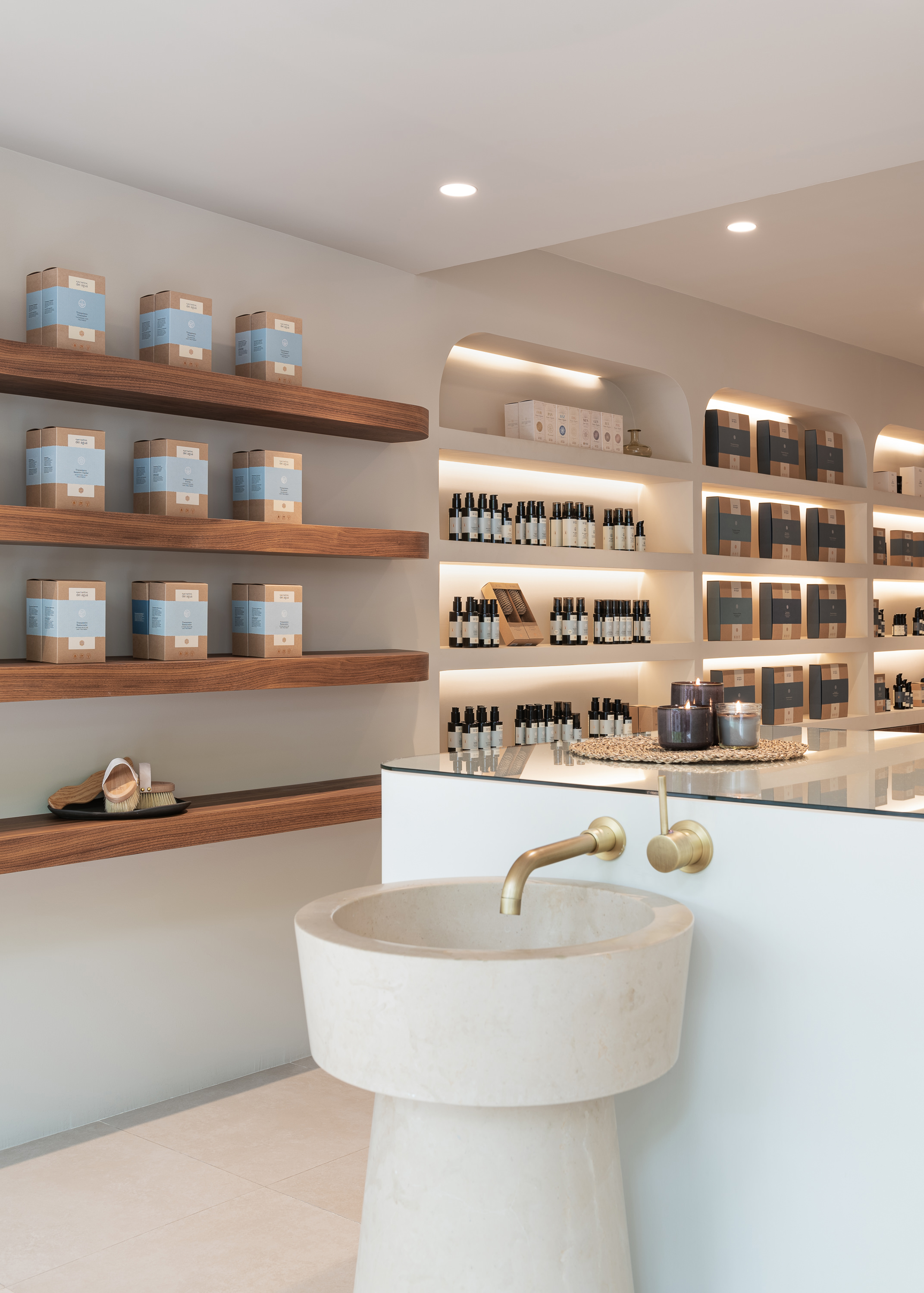 A Timeless Fusion – Salón Store Secretos del Agua Valladolid by Carolina Gual