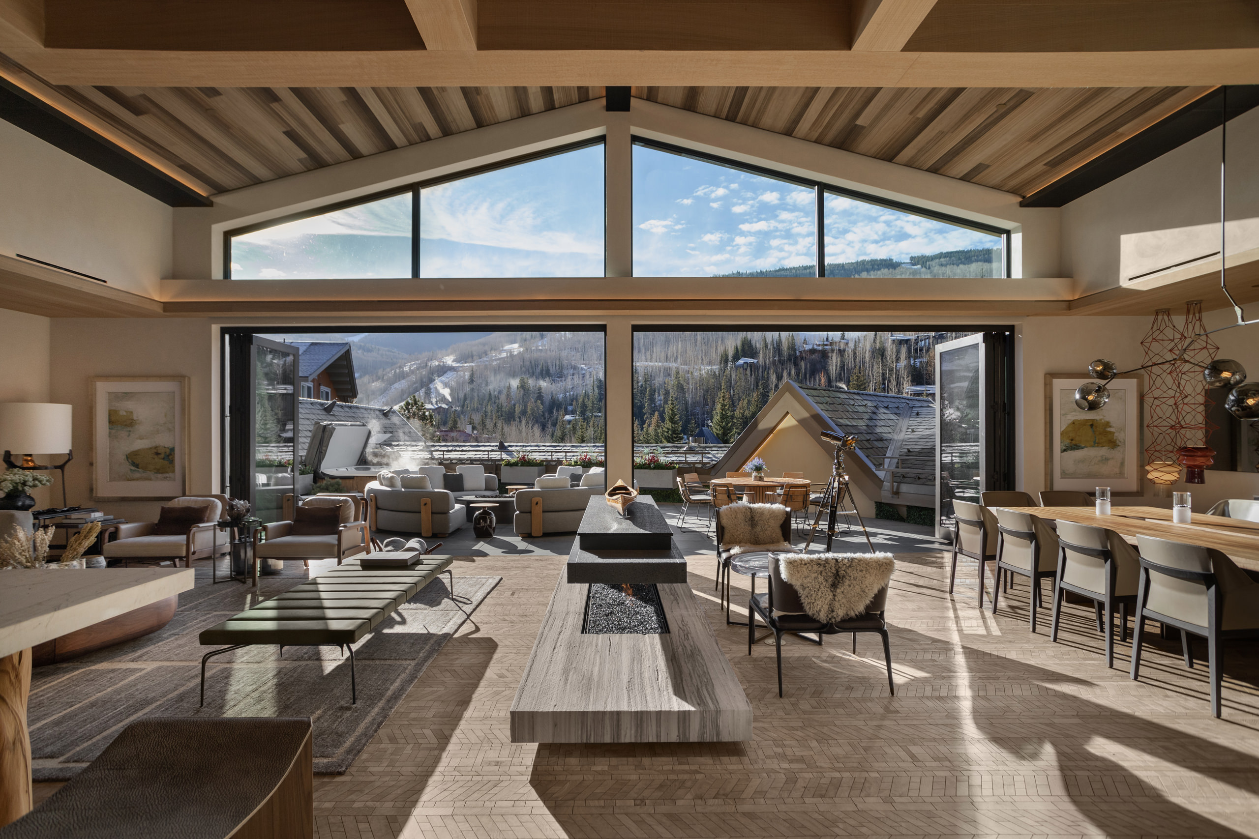 A Contemporary Retreat – Gore Suite by Simon Hamui Studio