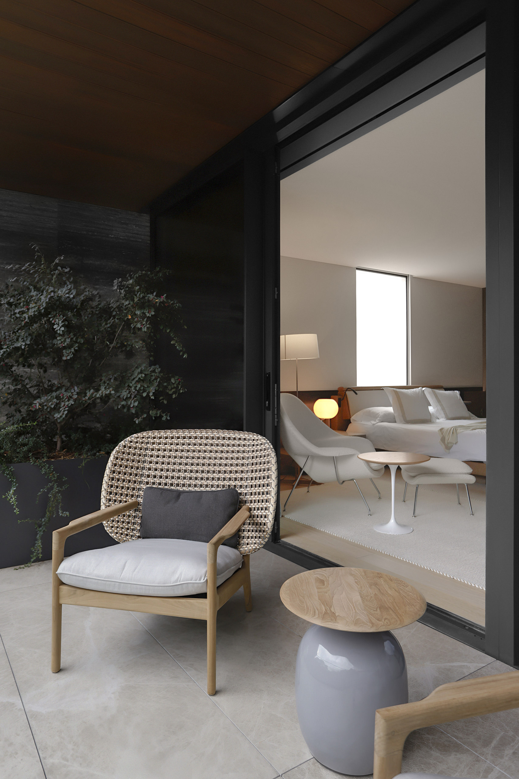 A Refuge of Sophistication – Townhouse by Simon Hamui Studio