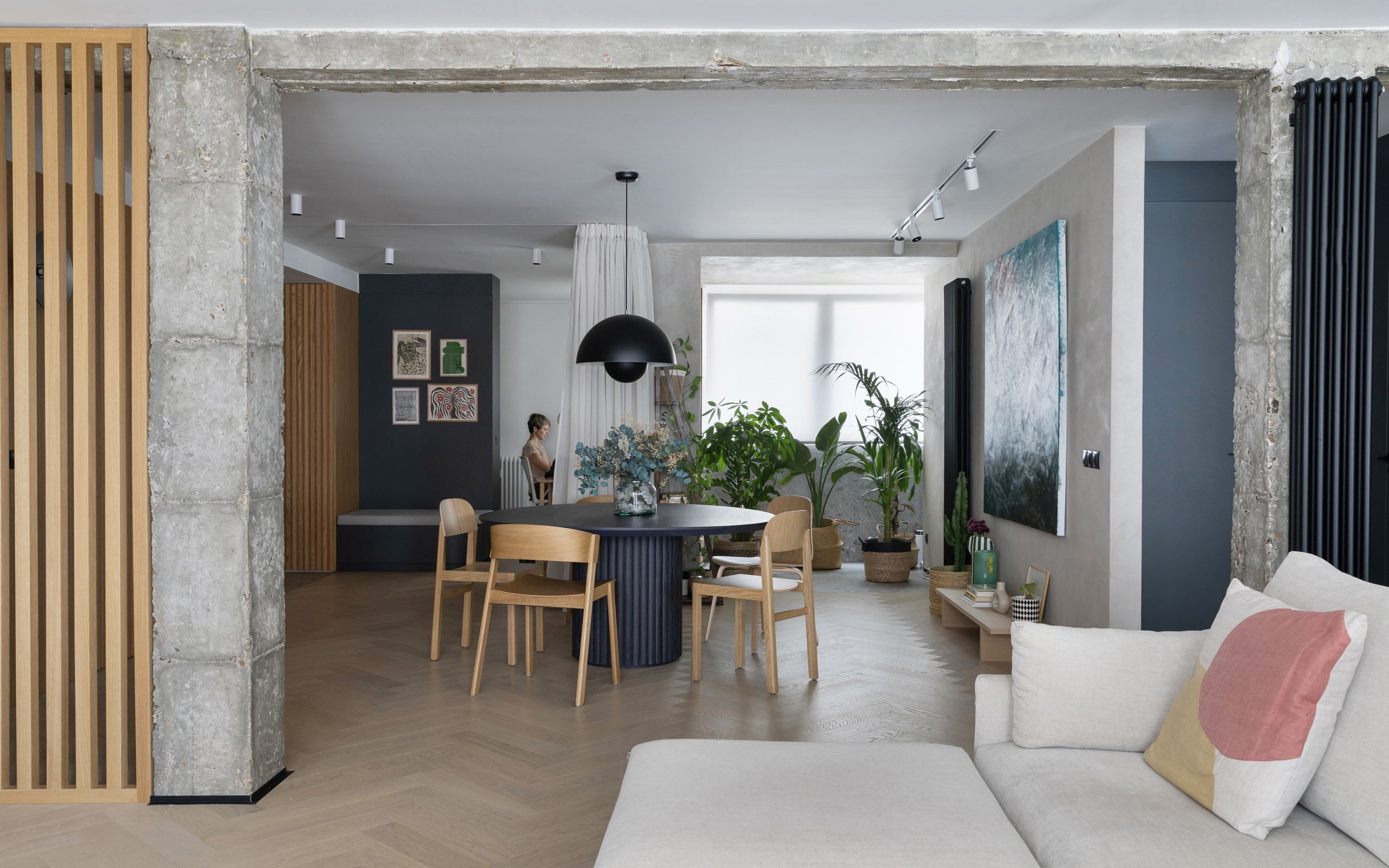 Neutrals and Oak – Brasilia by StudioMadera
