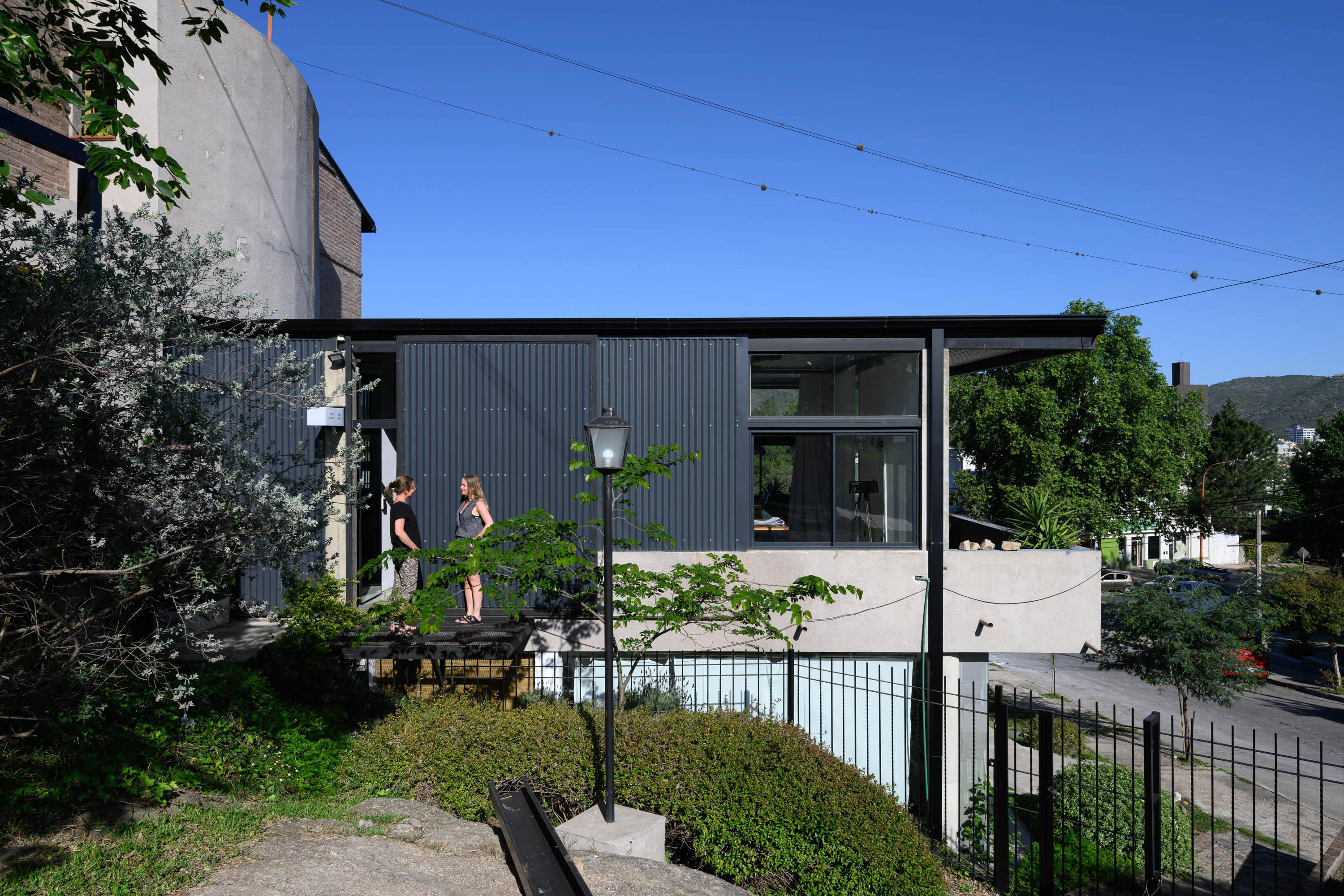 Challenging Conventions – Estudio Molli I Sur by Sur Arquitectura