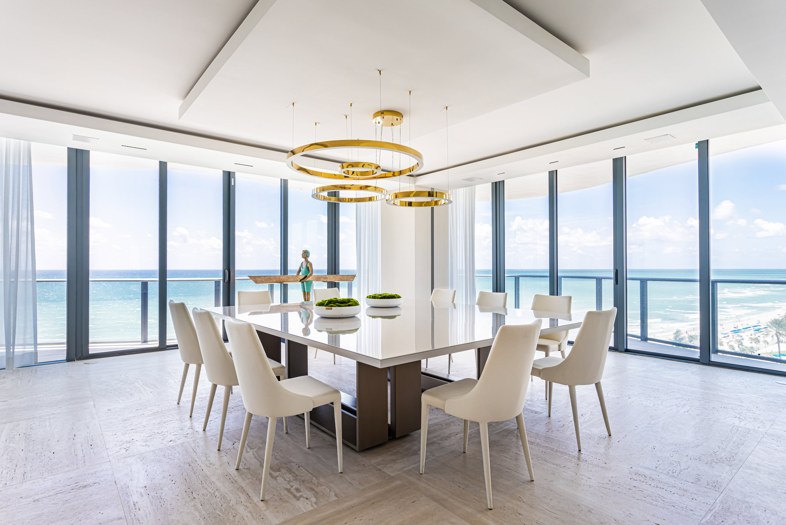 Golden Beach Luxury – Hidden Gem by FL Interiors Design Studio