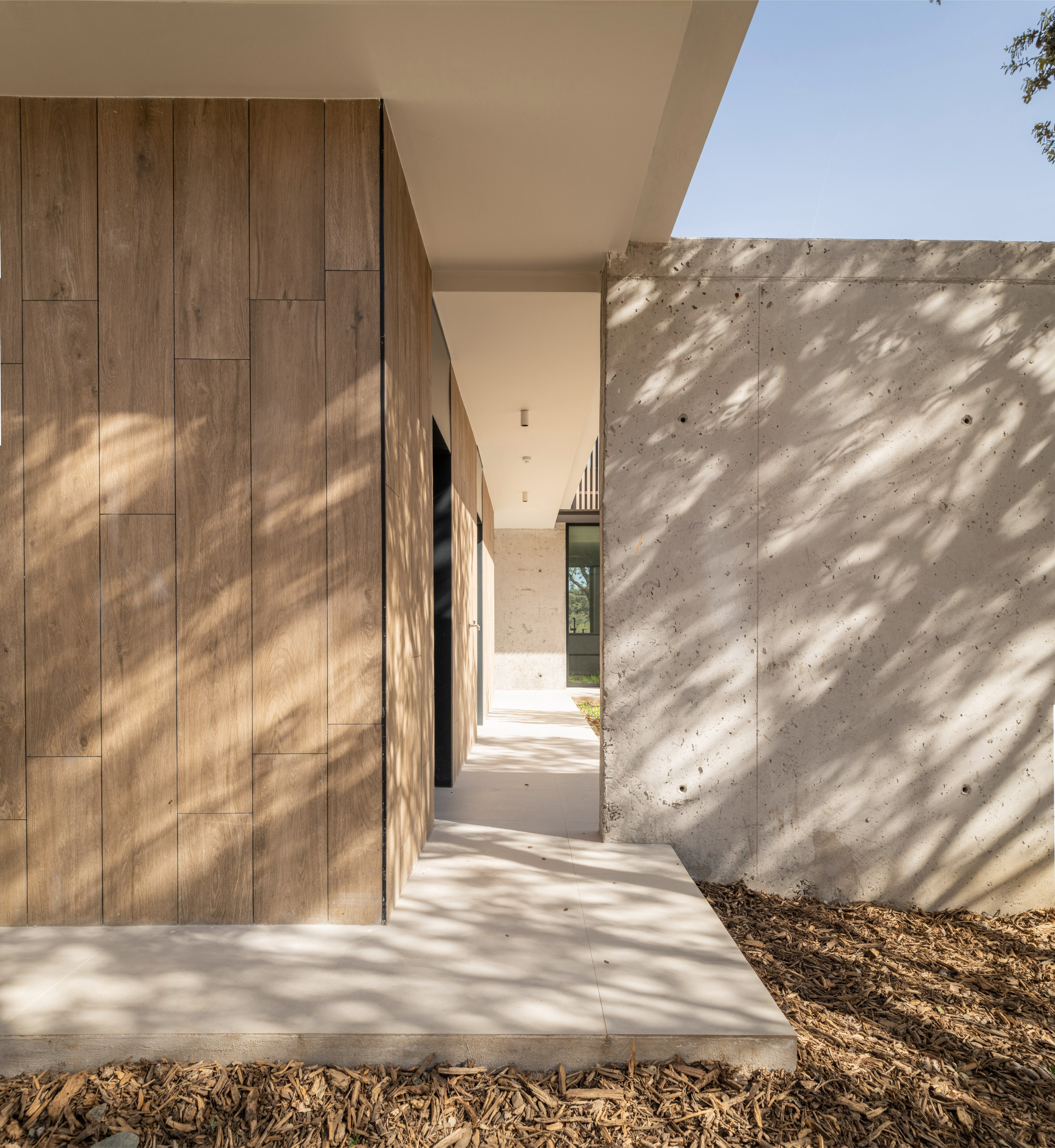 Organic Geometry – House TG3 by FH2L Arquitectos