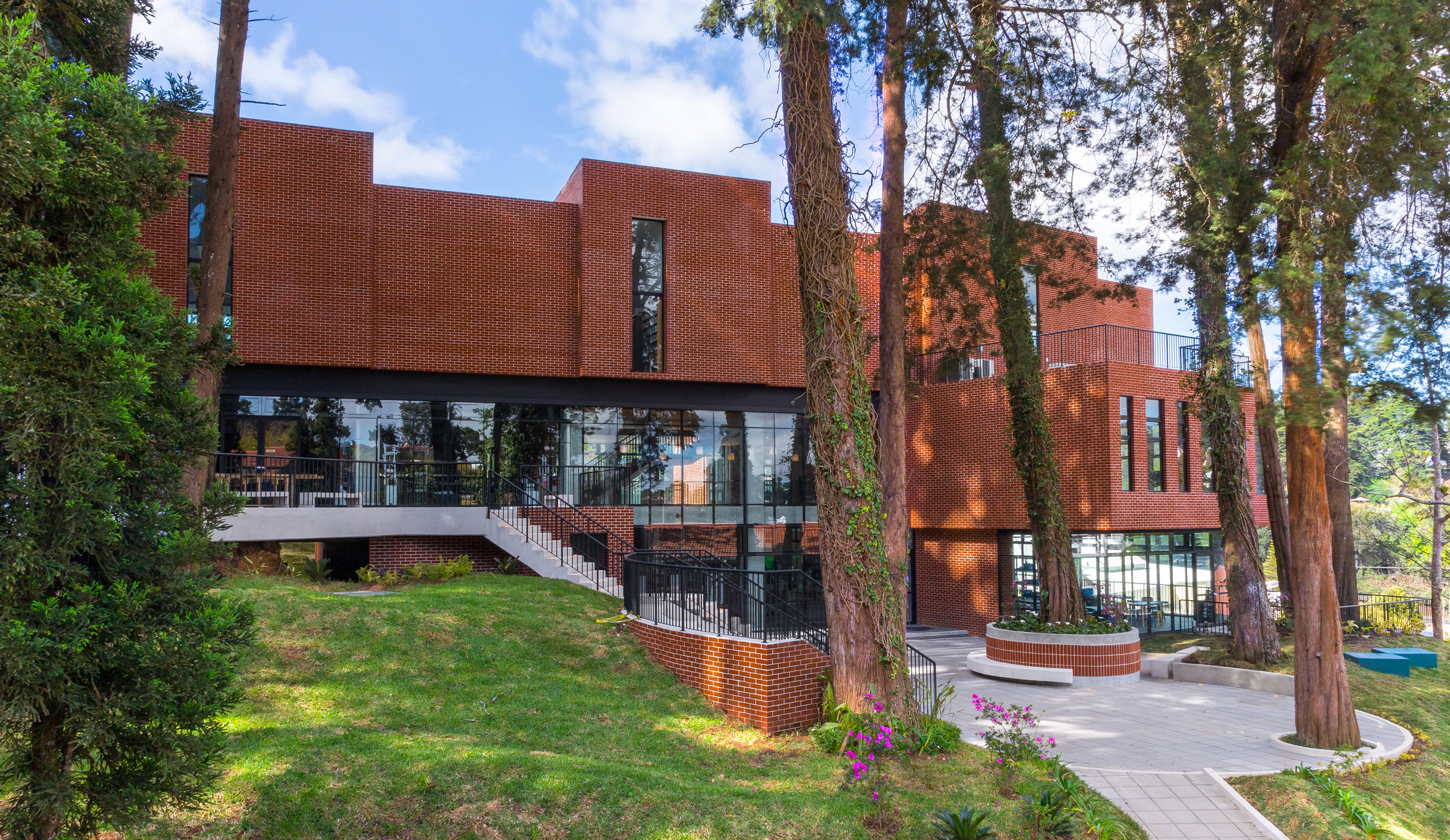 Light, Space and Thought – Innovation Hub Library by Paredes + Alemán Arquitectos