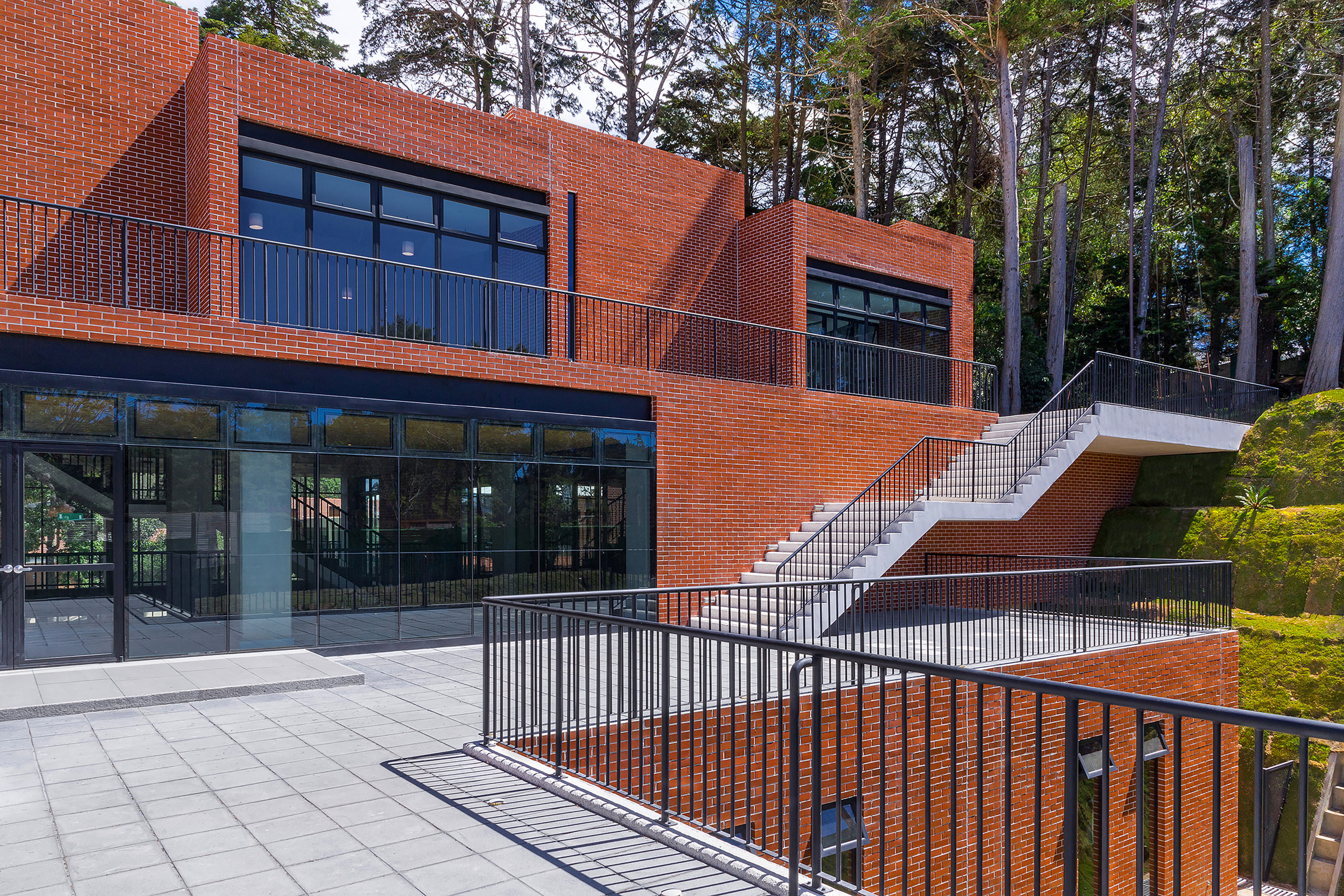 Light, Space and Thought – Innovation Hub Library by Paredes + Alemán Arquitectos