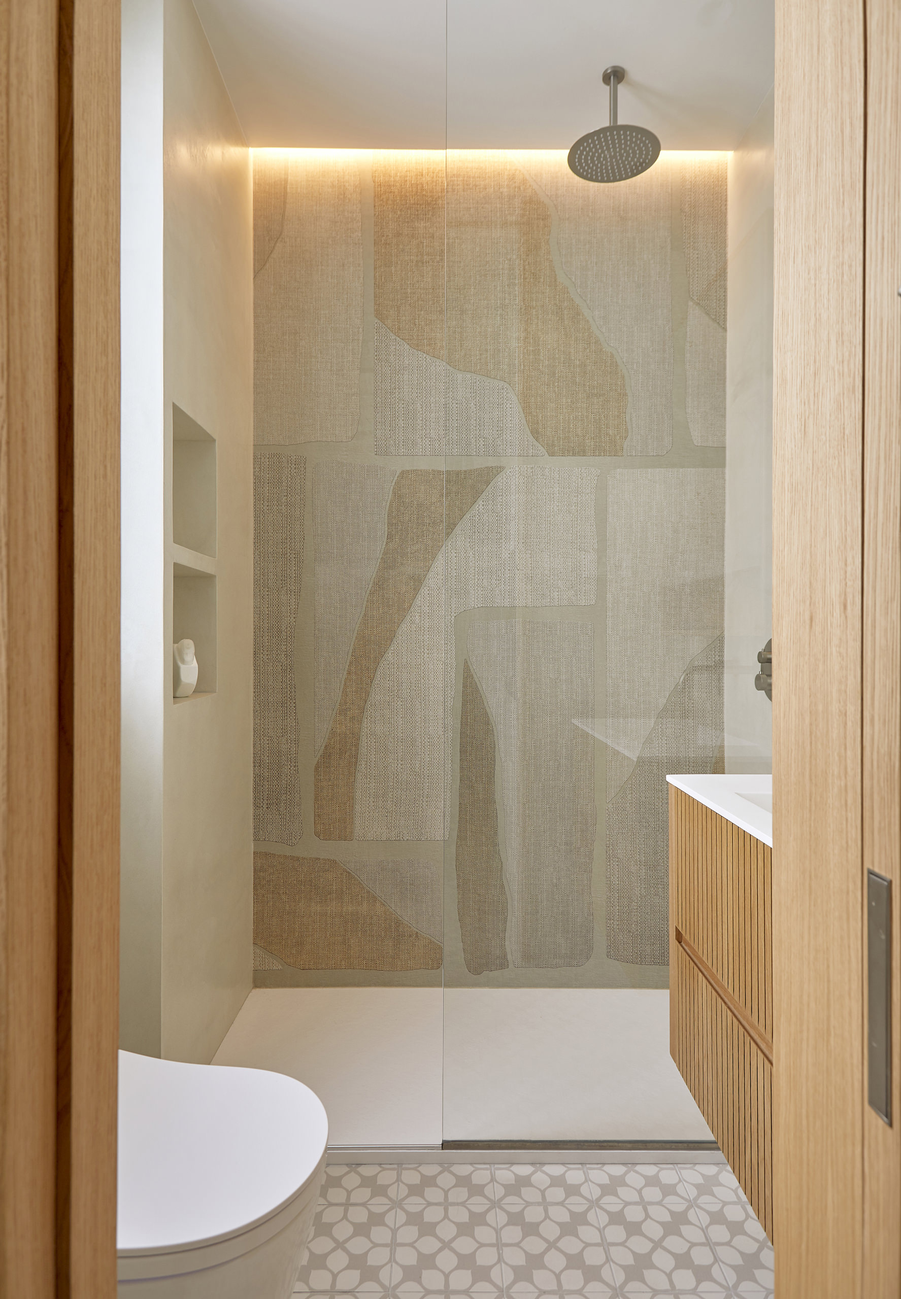 A Renewed Light – Renovation at Avenida Ciudad de Barcelona by StudioMadera