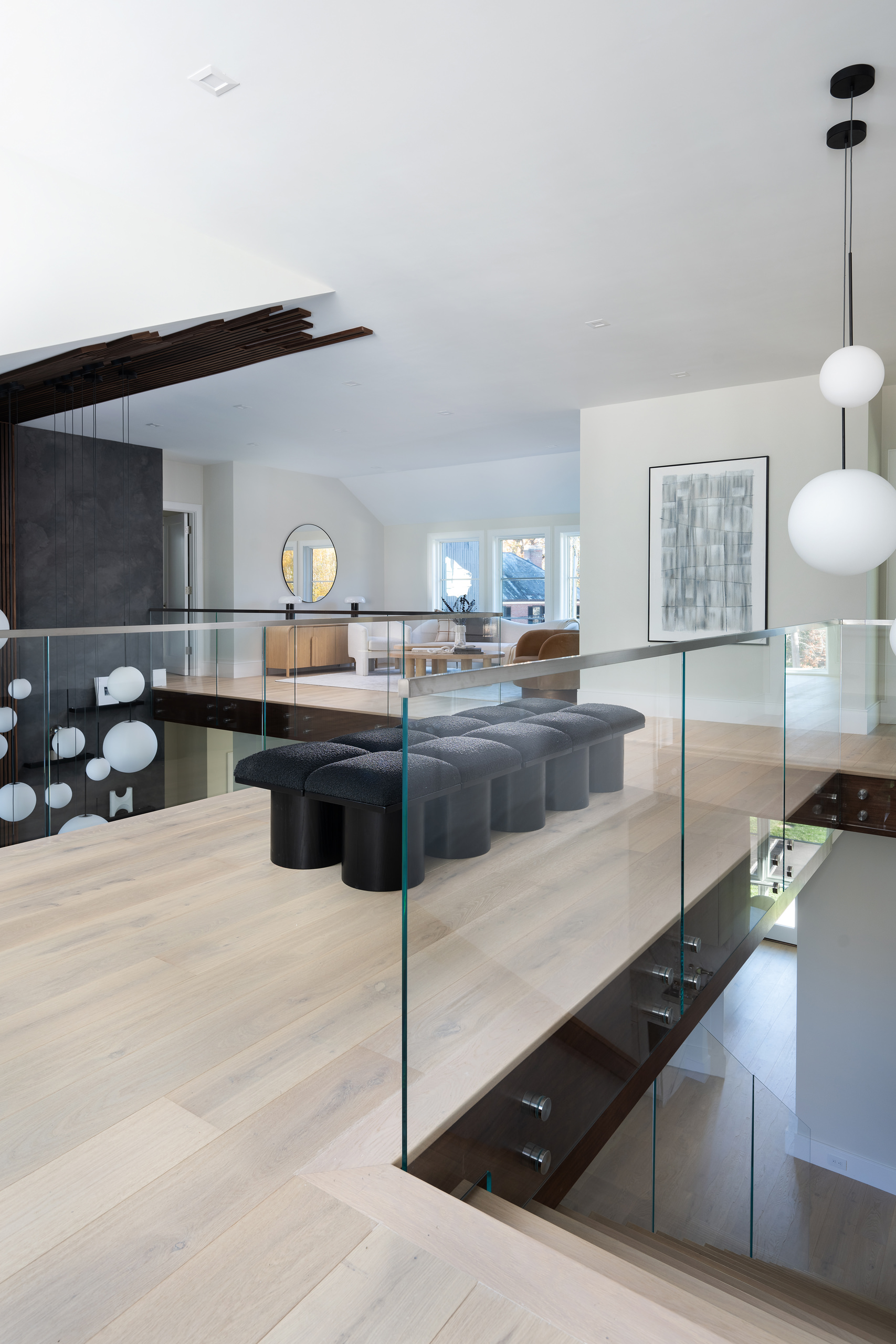 Lightwoven Elegance – Bigelow Residence by RIVA Spain