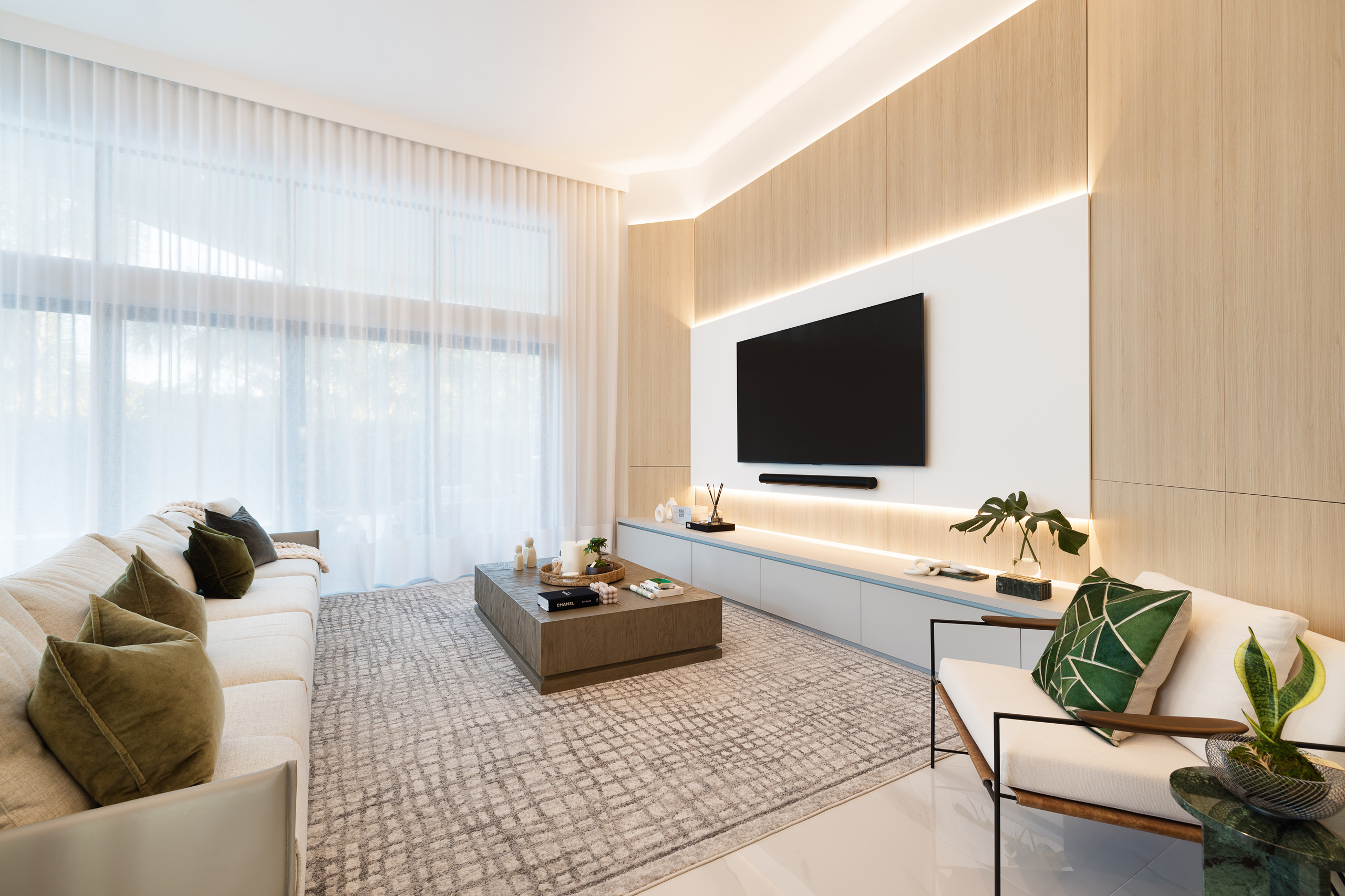 Ethereal Geometry – D&R Project by Paula Ambrosio