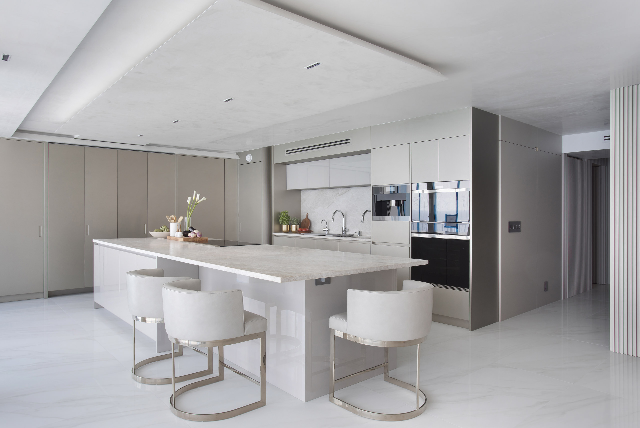 A Study in Coastal Minimalism — SM Residence by Paula Ambrosio