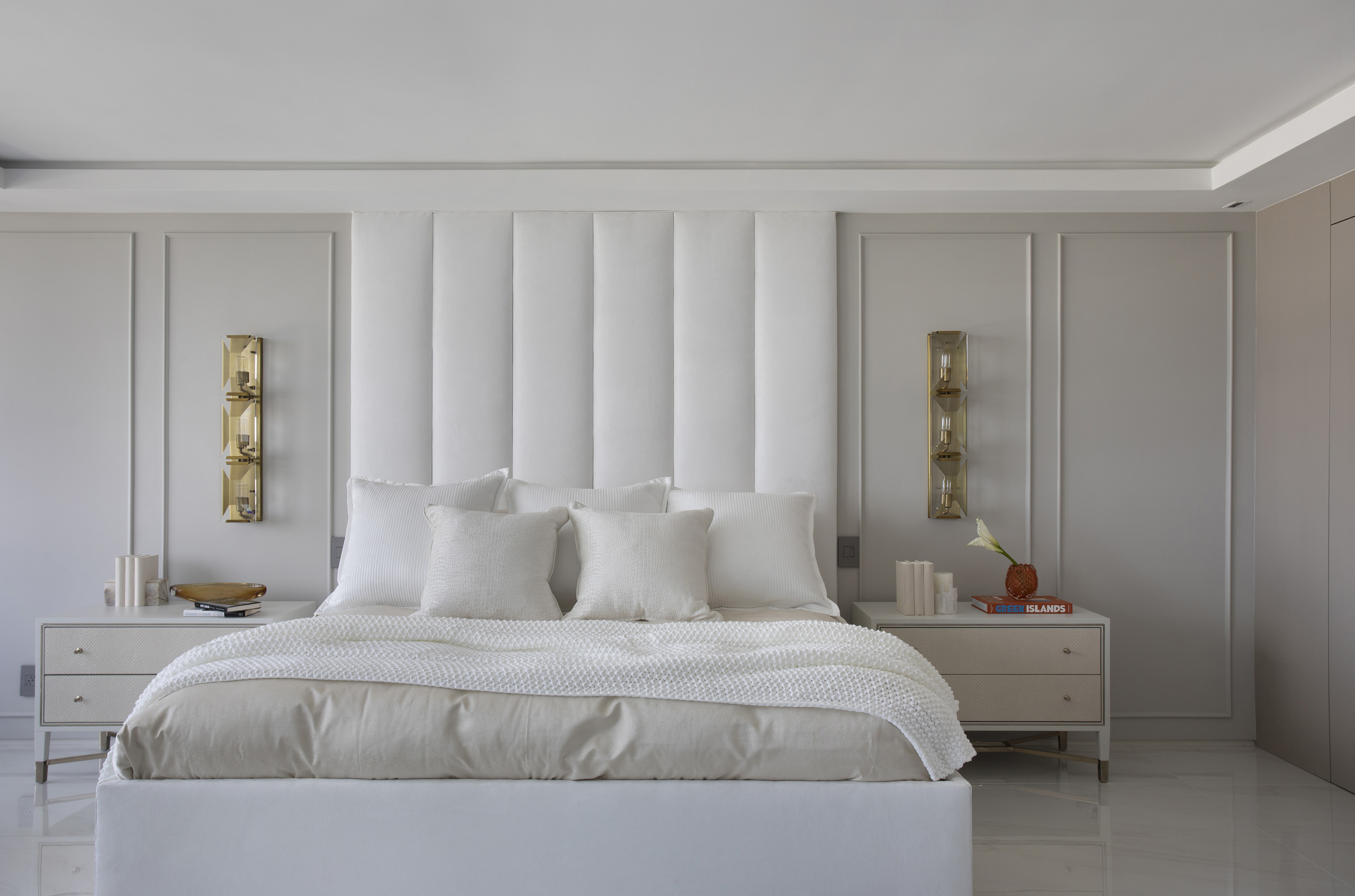 A Study in Coastal Minimalism — SM Residence by Paula Ambrosio