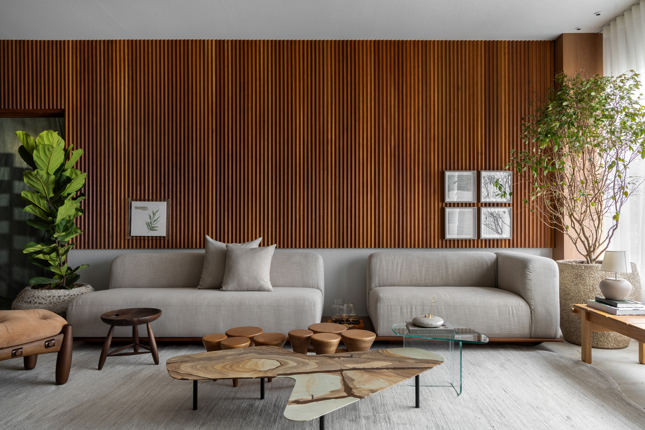 The Poetics of Permanence – Entre Tempos by Flavia Koloske and Taina Pravato