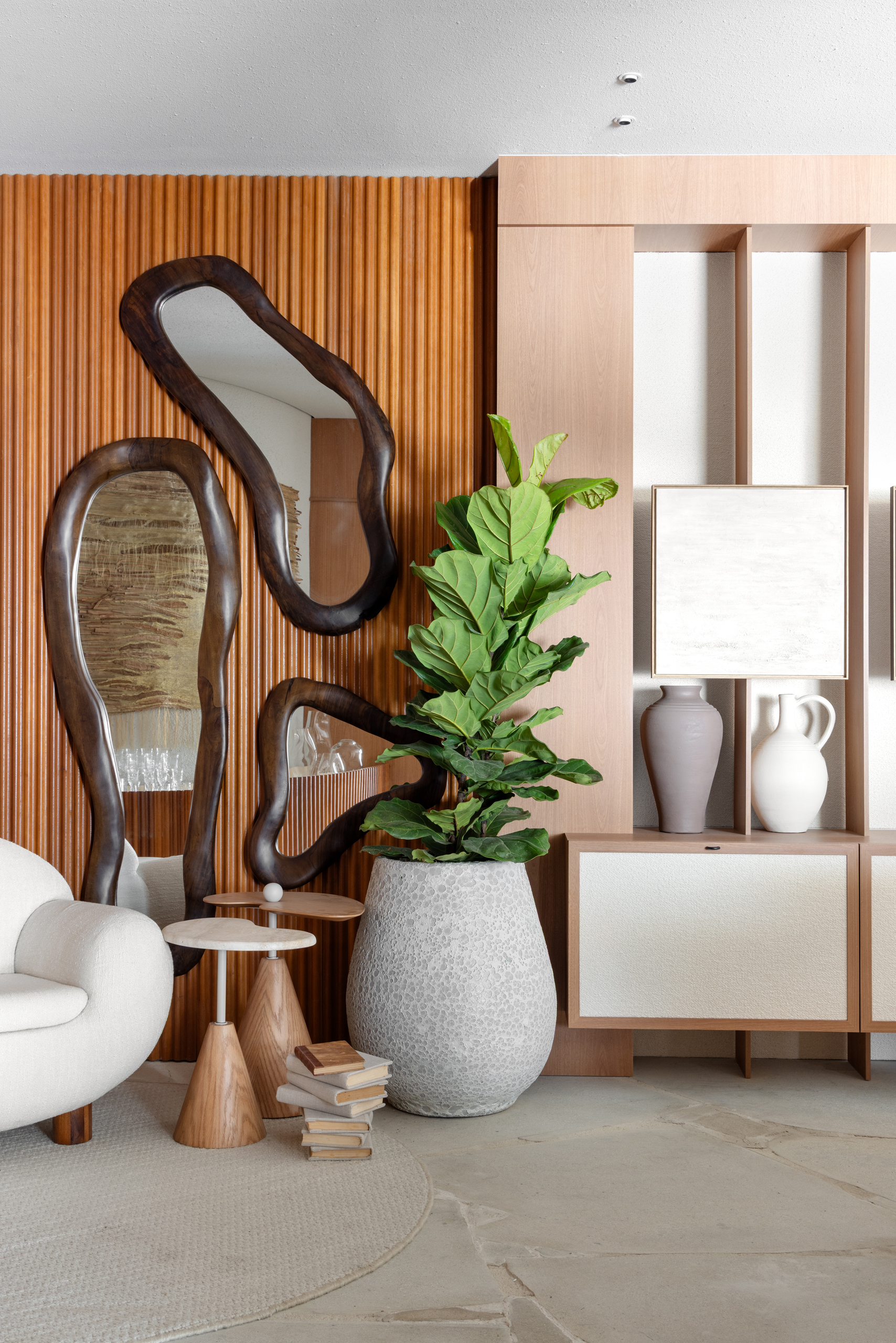 The Poetics of Permanence – Entre Tempos by Flavia Koloske and Taina Pravato