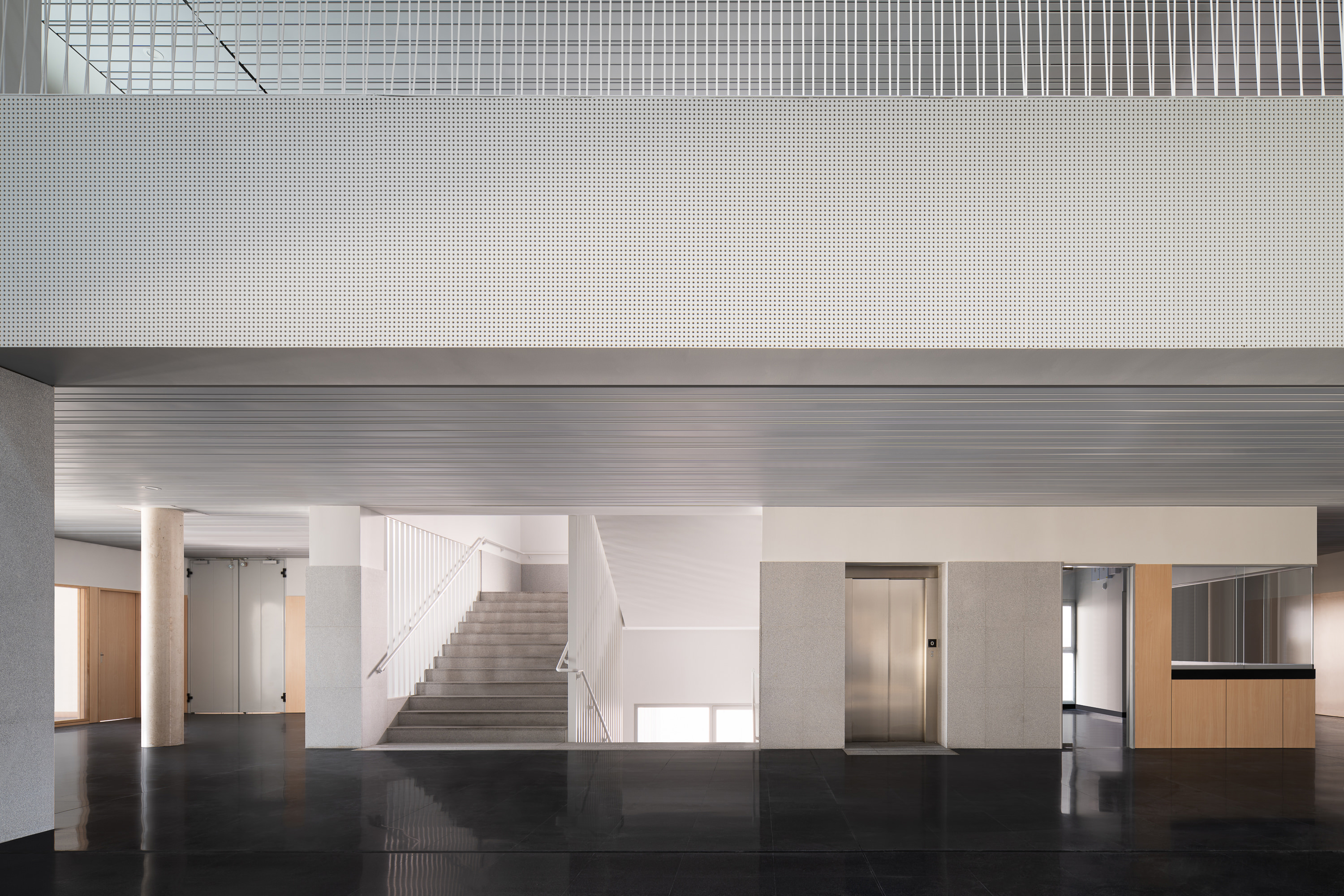 Spaces for Growth – IES Via de la Plata by Ricardo Gonzalez Martinez and VZ Arquitectos