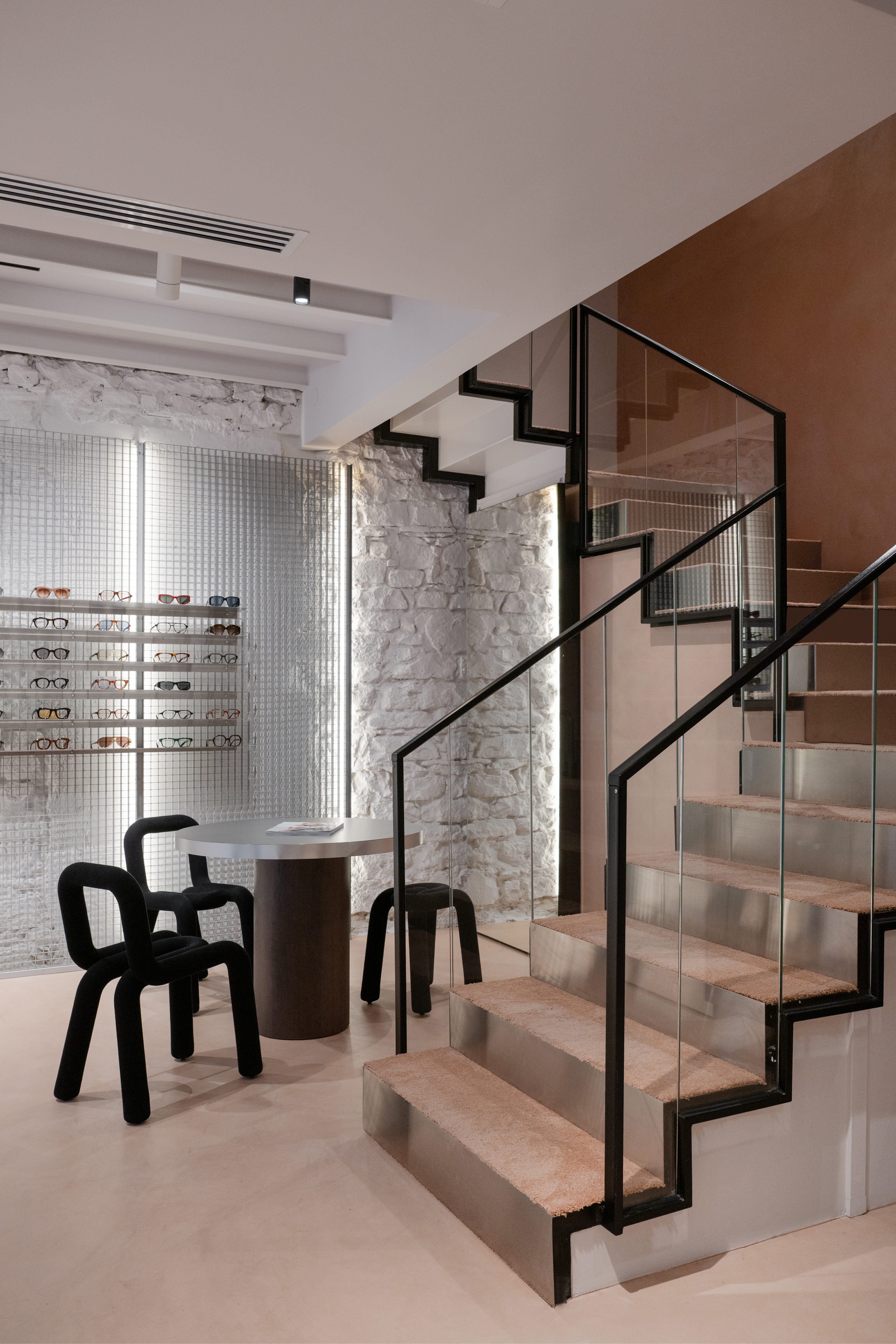 Curated Intimacy – Loulou by Studio Johany Sapet