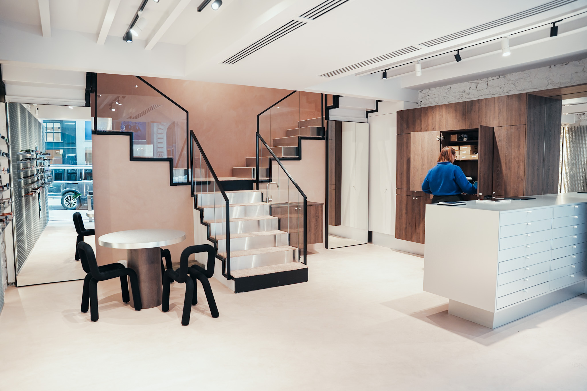 Curated Intimacy – Loulou by Studio Johany Sapet