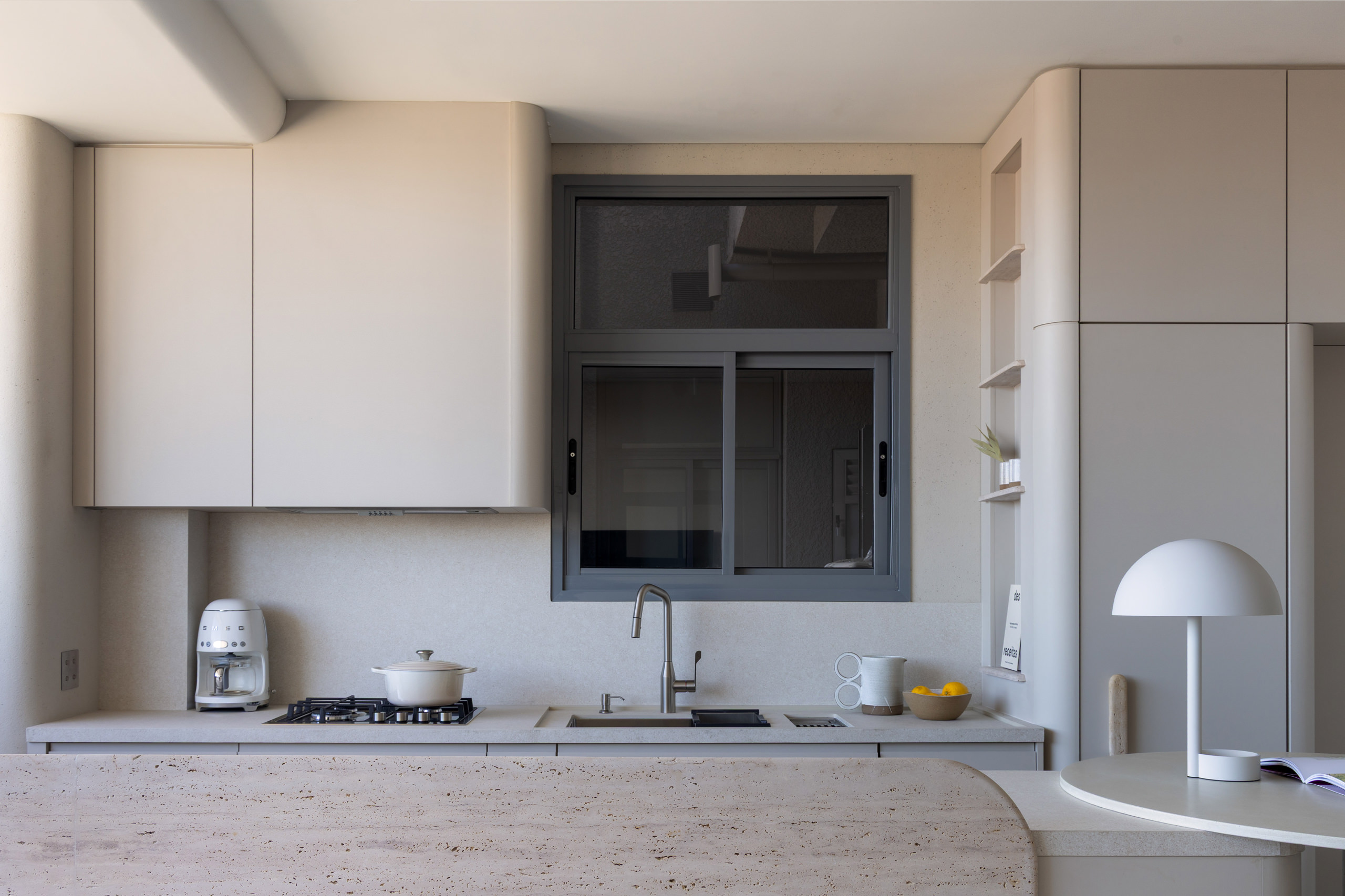 A Sensory Minimalism – Temporary Living by Diane Justus