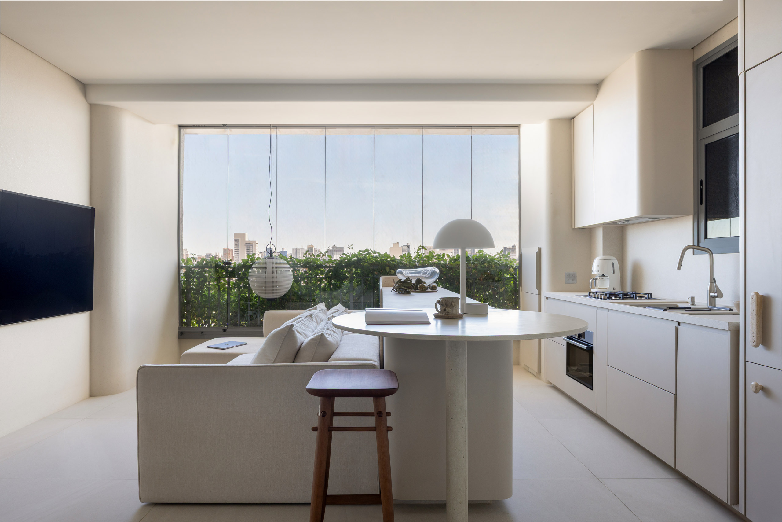 A Sensory Minimalism – Temporary Living by Diane Justus