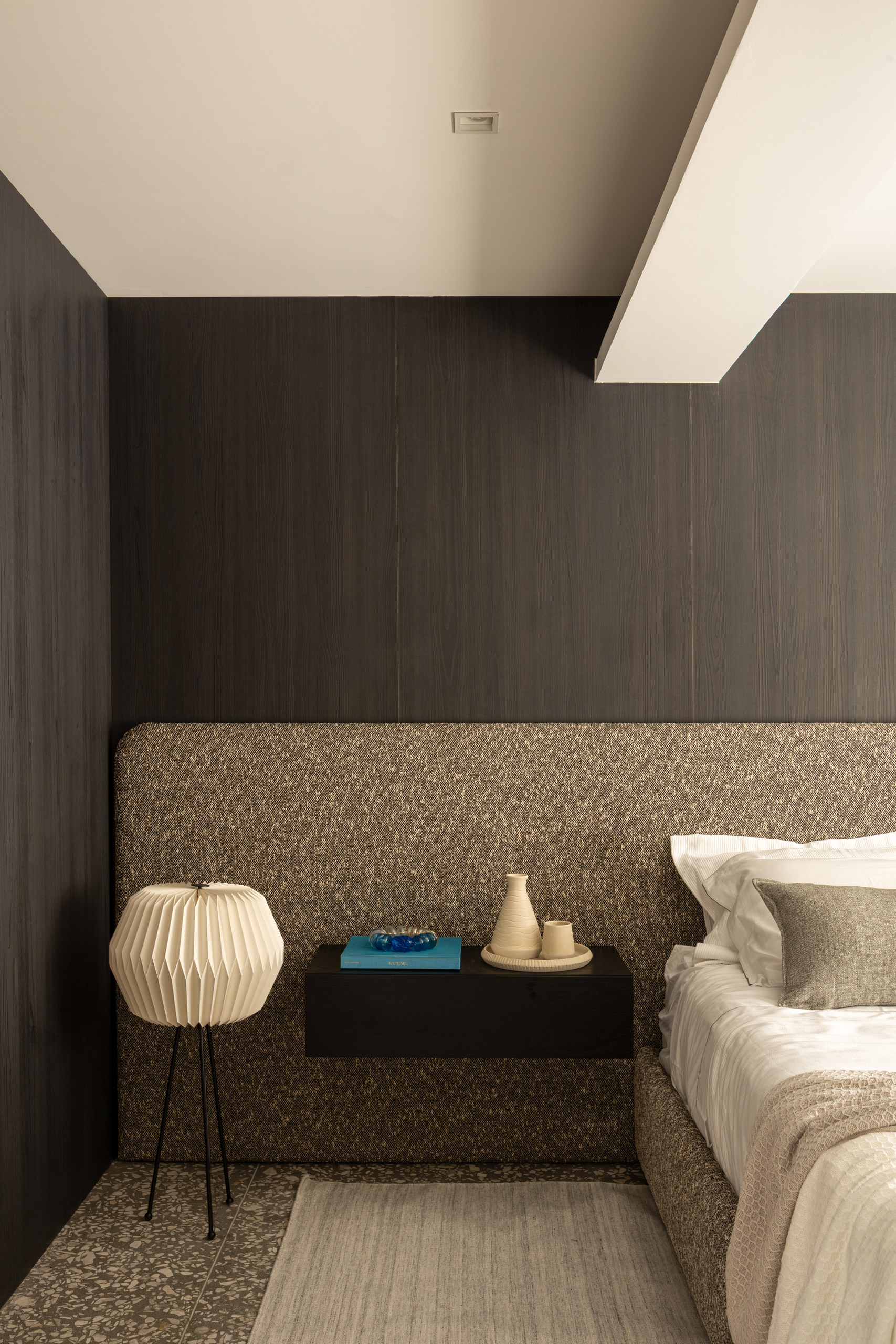 Sophistication and Warmth – Urban Retreat by AVAA Arquitetura and Samia Sarayedine Testa