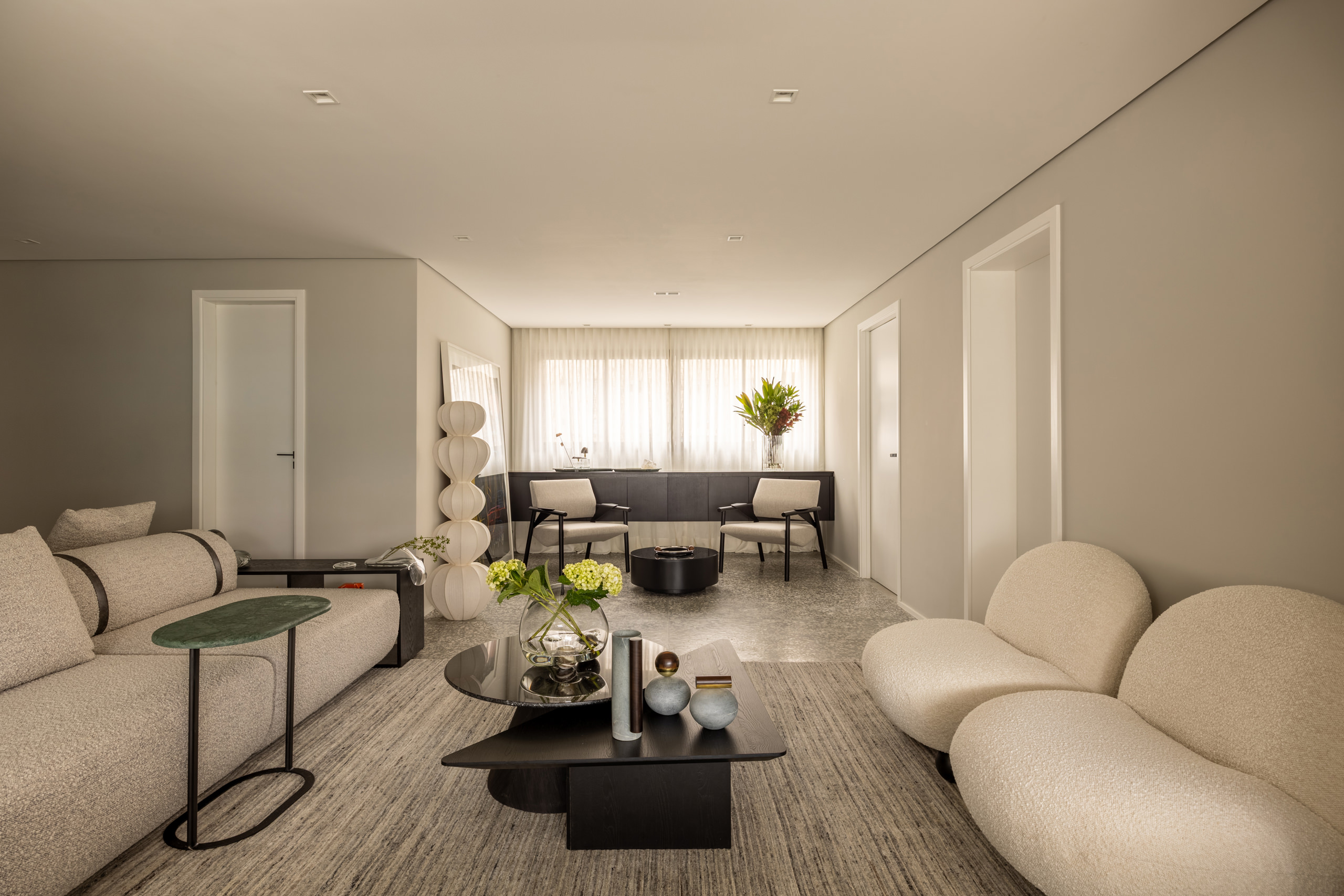 Sophistication and Warmth – Urban Retreat by AVAA Arquitetura and Samia Sarayedine Testa