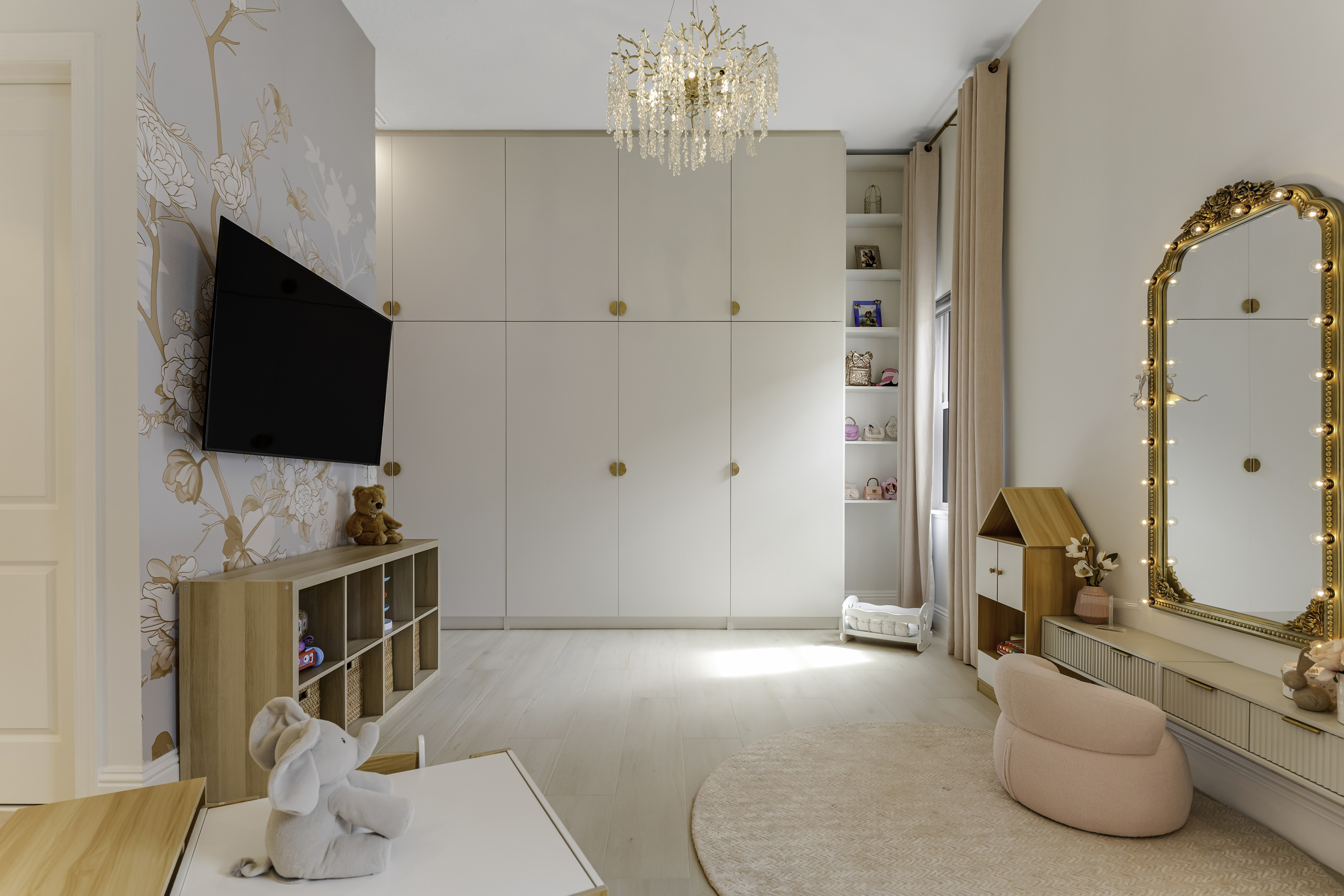 A Language of Refinement – Muriel Project by Dasha Design