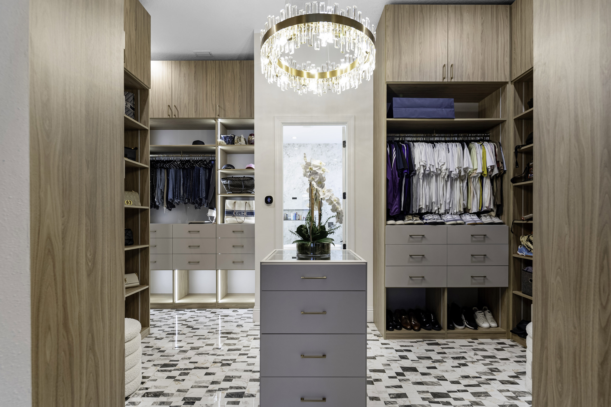 A Language of Refinement – Muriel Project by Dasha Design