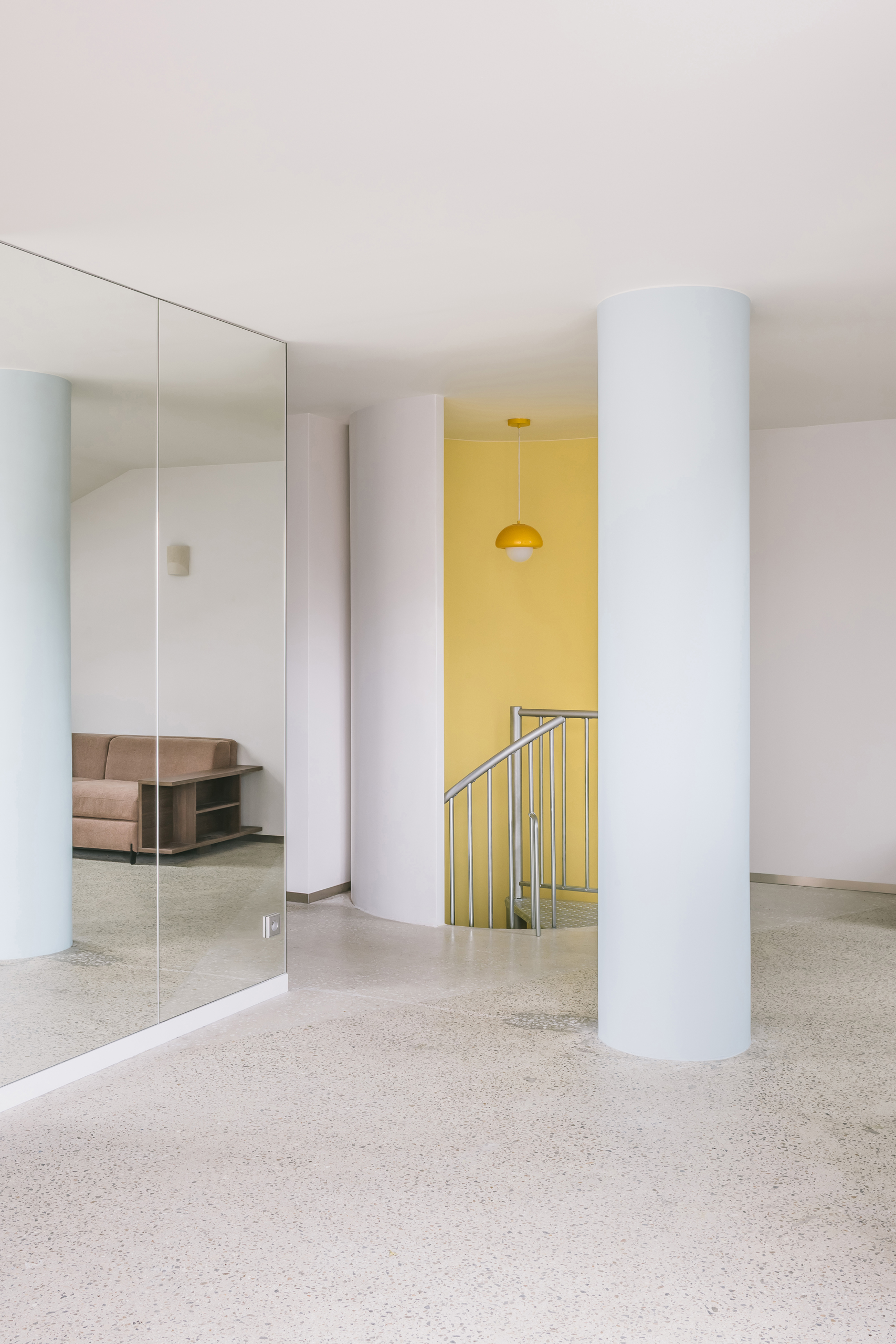 Color Becomes Structure – Bagnolet 32 by Gruit Architect