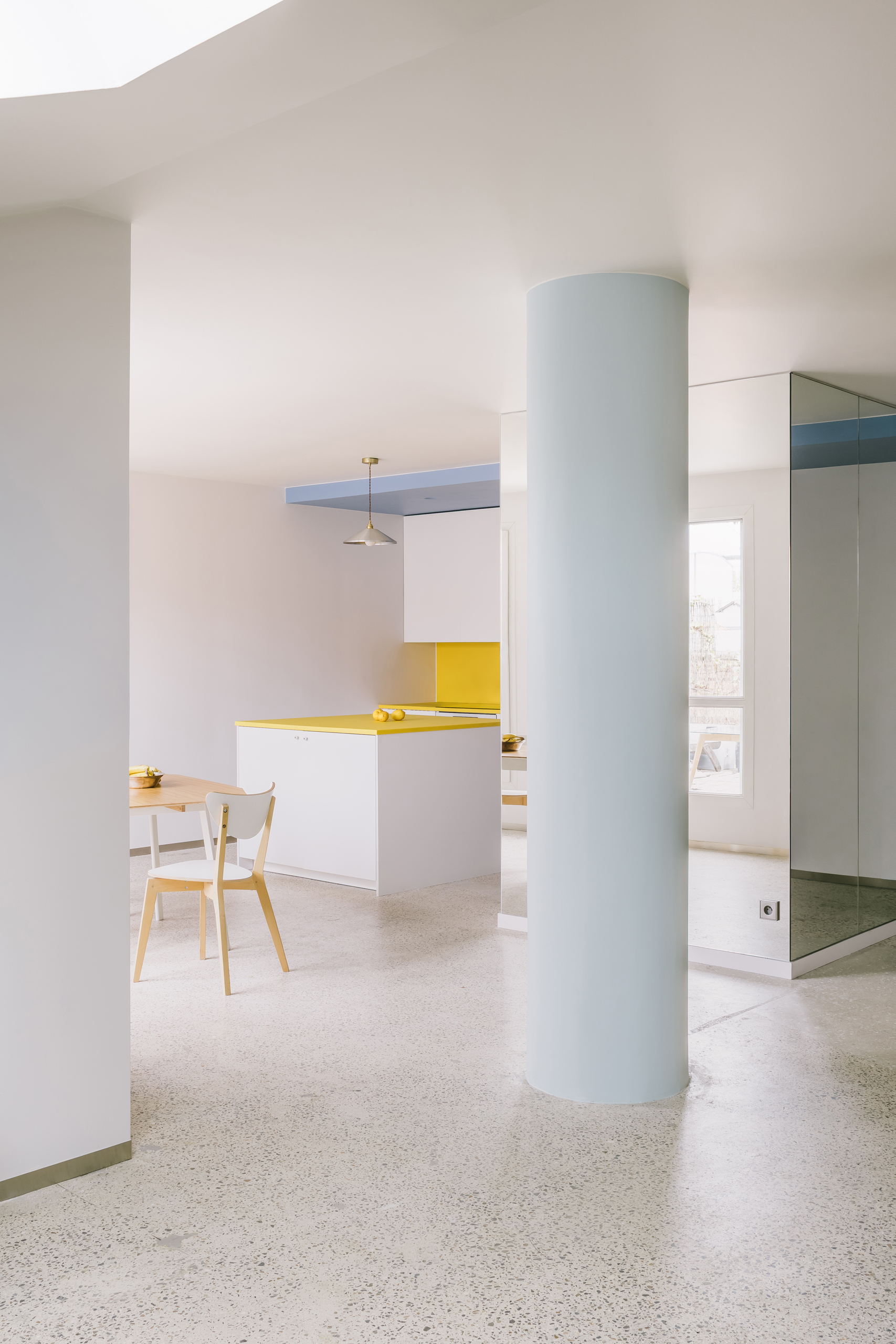 Color Becomes Structure – Bagnolet 32 by Gruit Architect