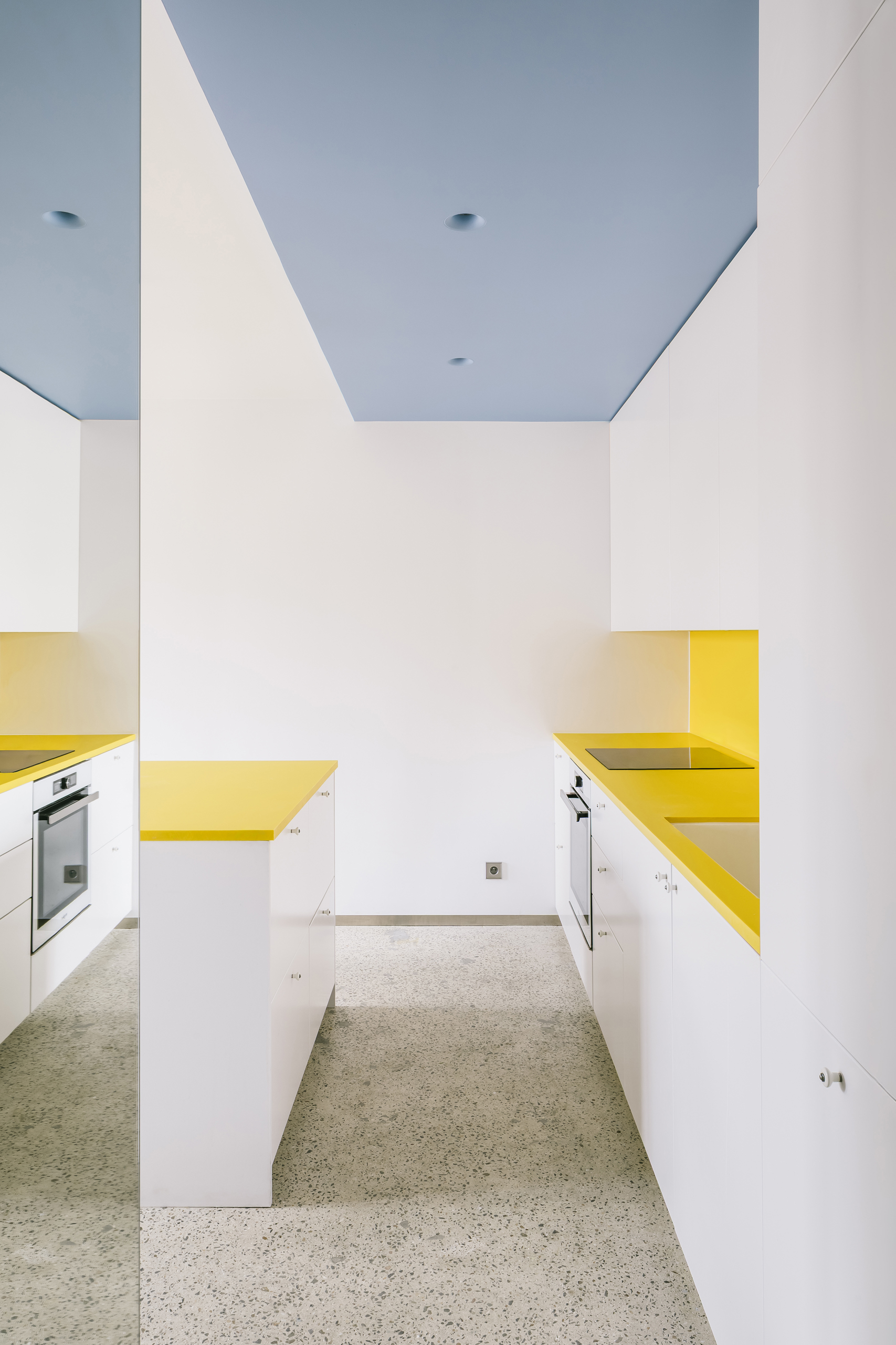 Color Becomes Structure – Bagnolet 32 by Gruit Architect