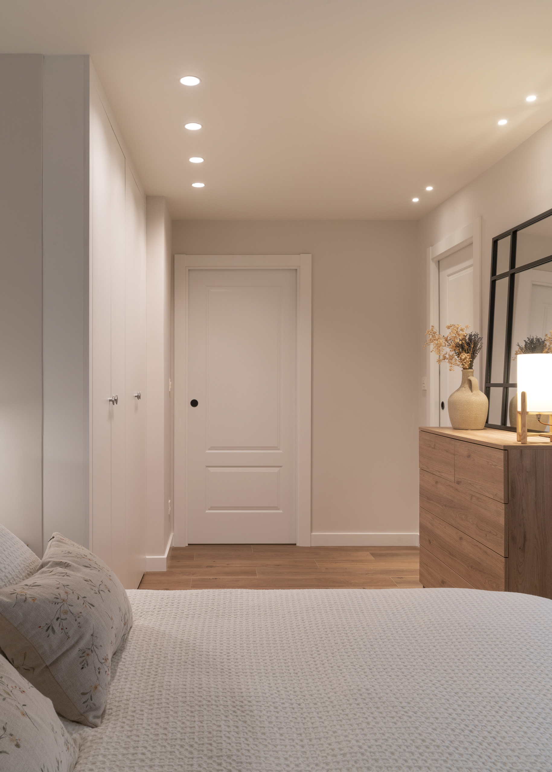 Light Made Domestic – From Darkness to Light by EMME Estudio