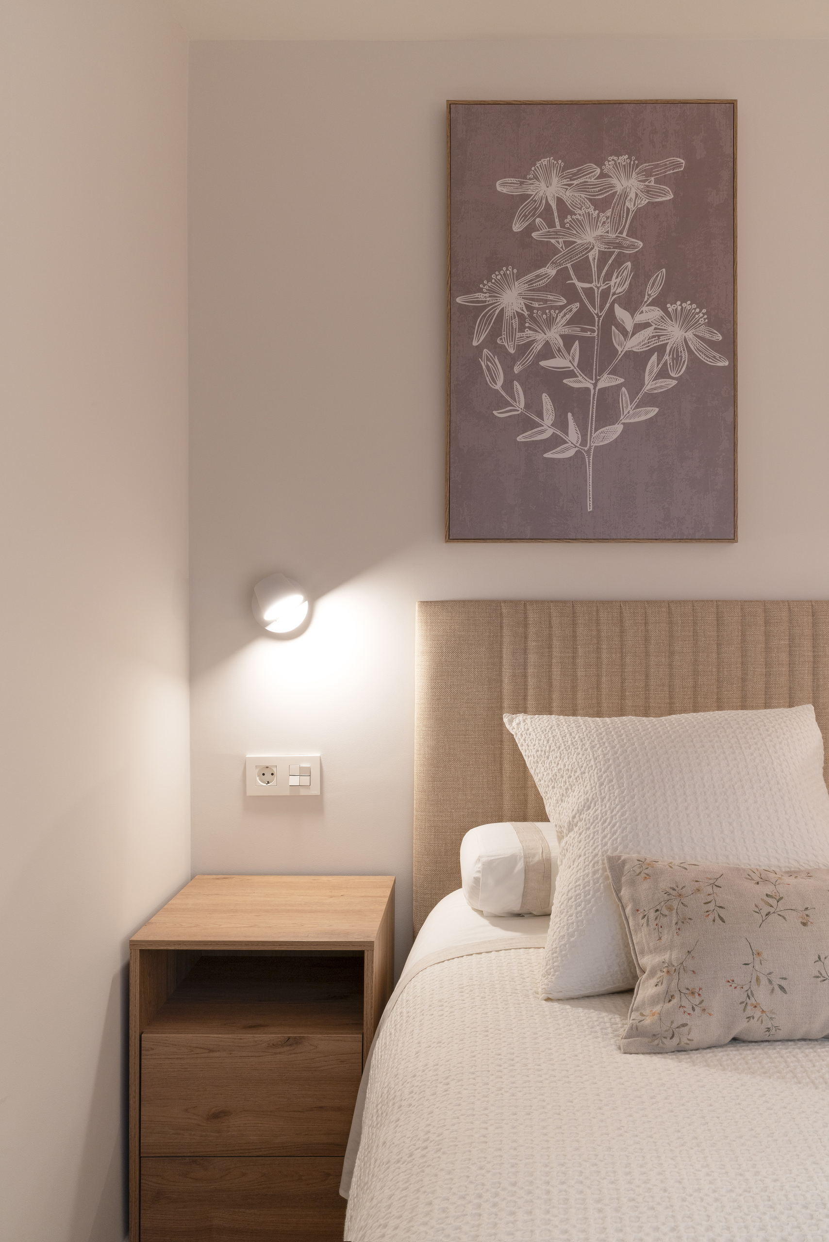 Light Made Domestic – From Darkness to Light by EMME Estudio