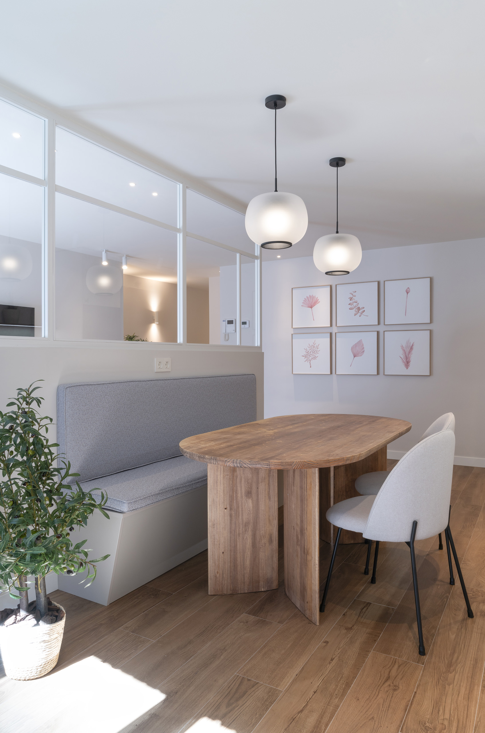 Light Made Domestic – From Darkness to Light by EMME Estudio