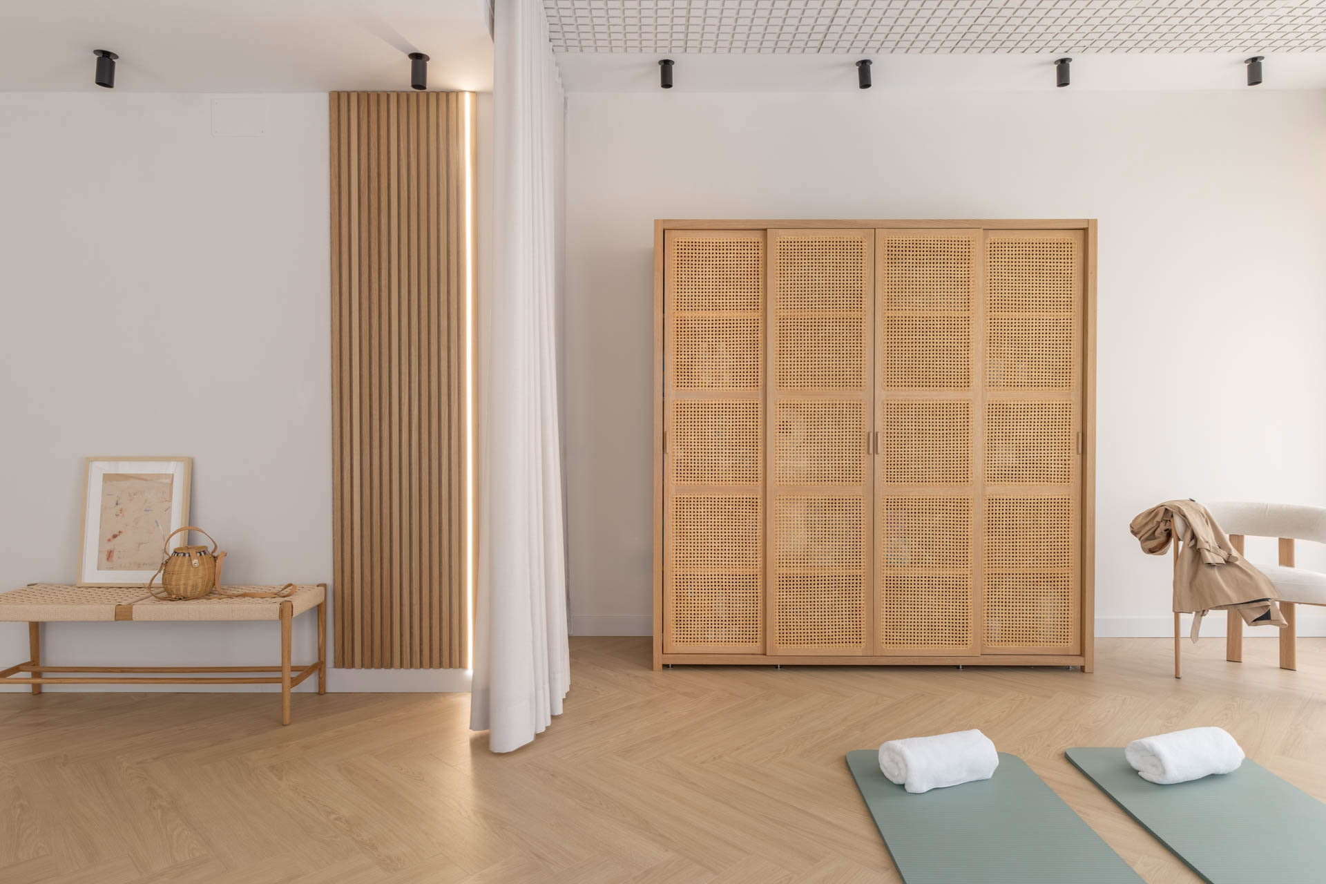 A Sanctuary of Wellbeing – EstudioFisio Goya by Design Blob