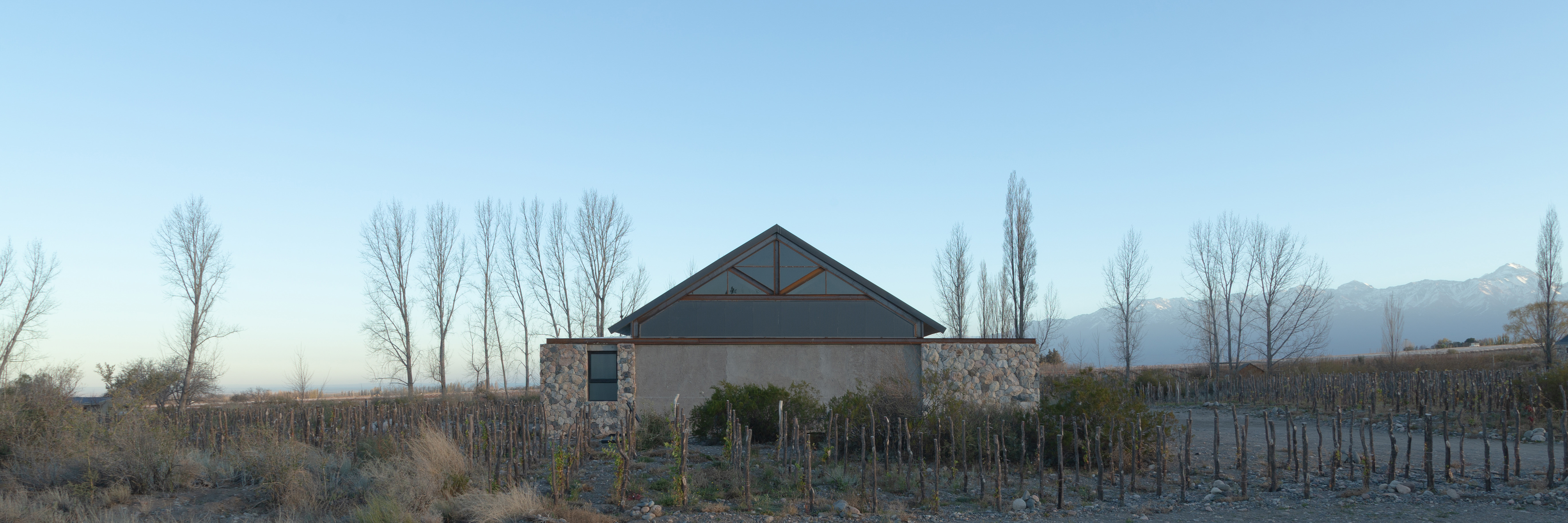 Escala Humana Wines Winery by Estudio Monte Arquitectura, Estudio RARE and Unamuno Arquitectura
