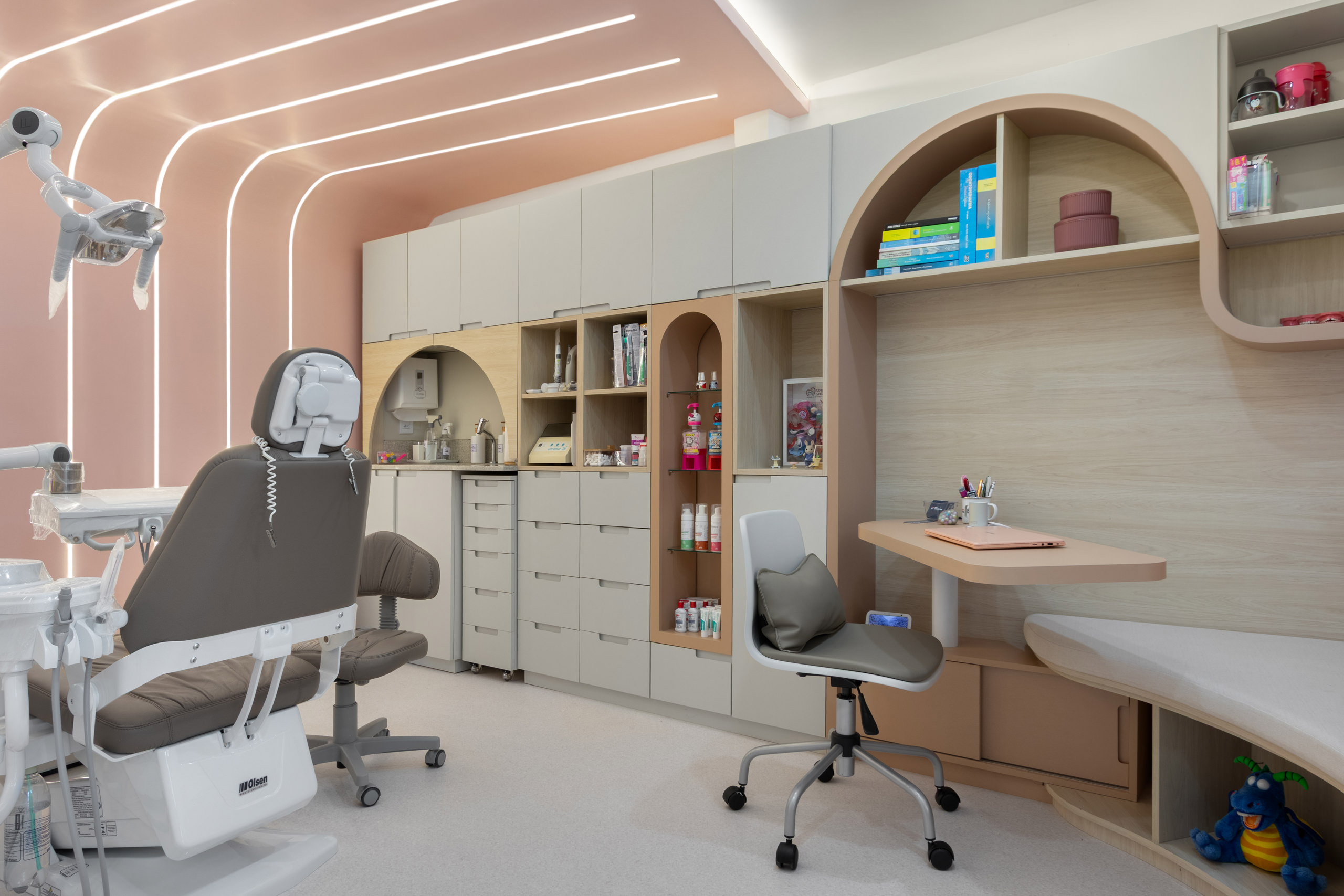 A Territory of Discovery – Mini Universo by estudio254