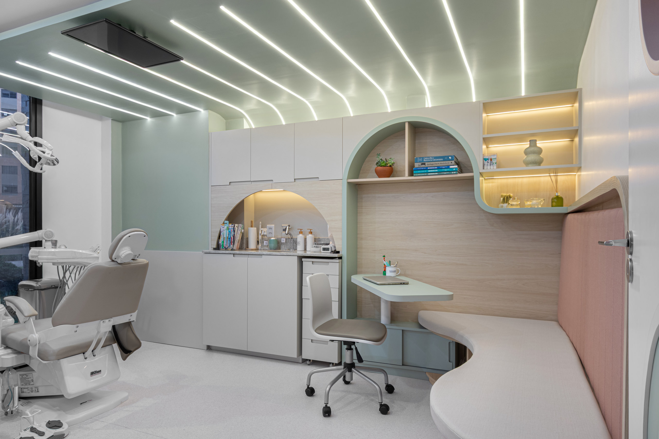 A Territory of Discovery – Mini Universo by estudio254