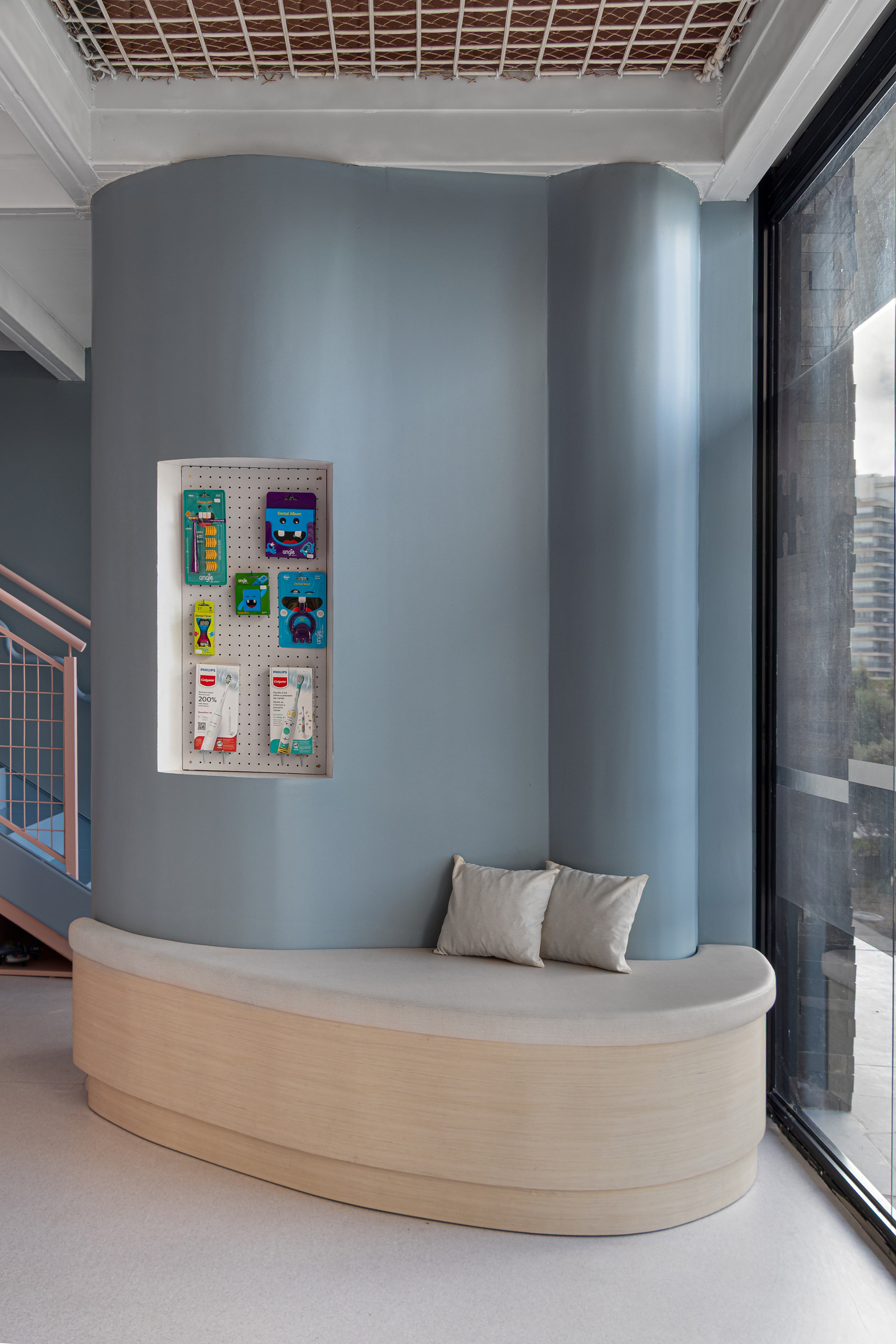 A Territory of Discovery – Mini Universo by estudio254
