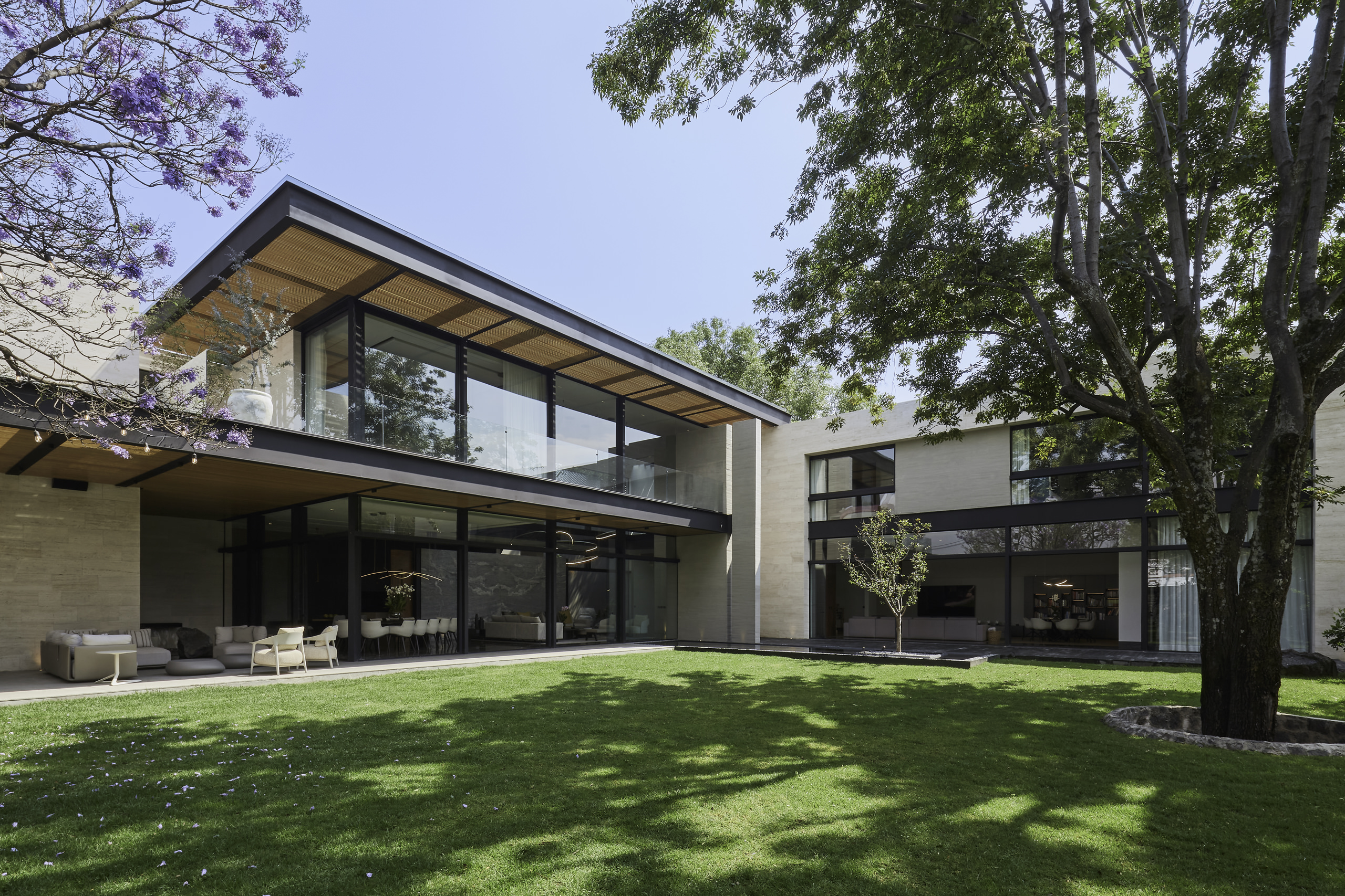 The Art of Restraint – Casa Niebla by Tarriba Dominguez Arquitectos