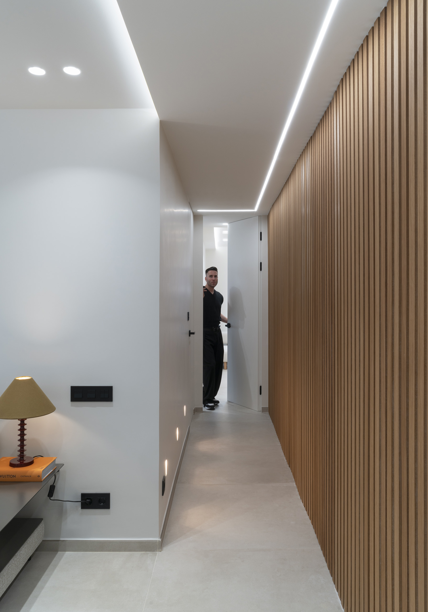 Avant-Garde Elegance – Nieto de Alba Residence by Nova Stylo +