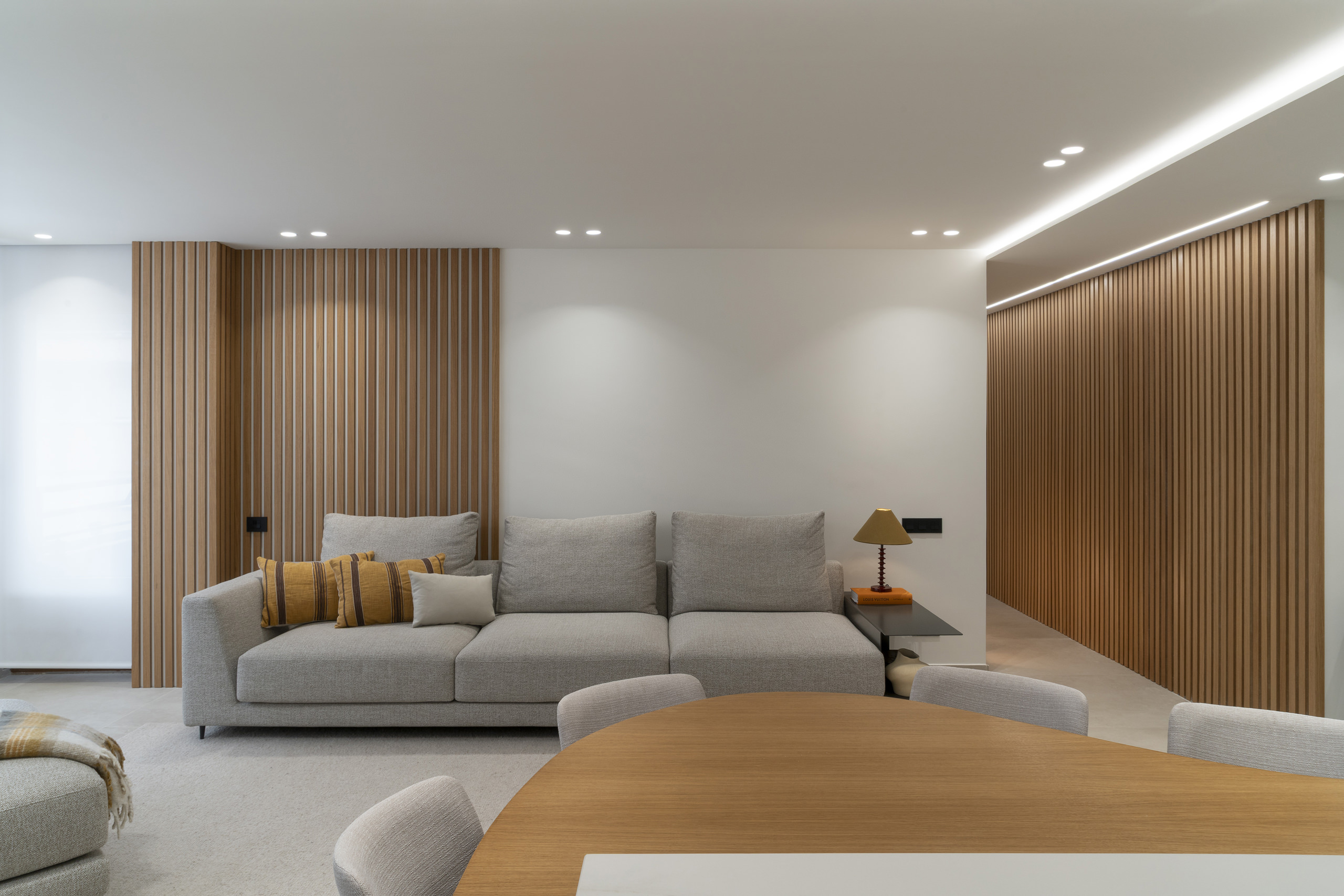 Avant-Garde Elegance – Nieto de Alba Residence by Nova Stylo +