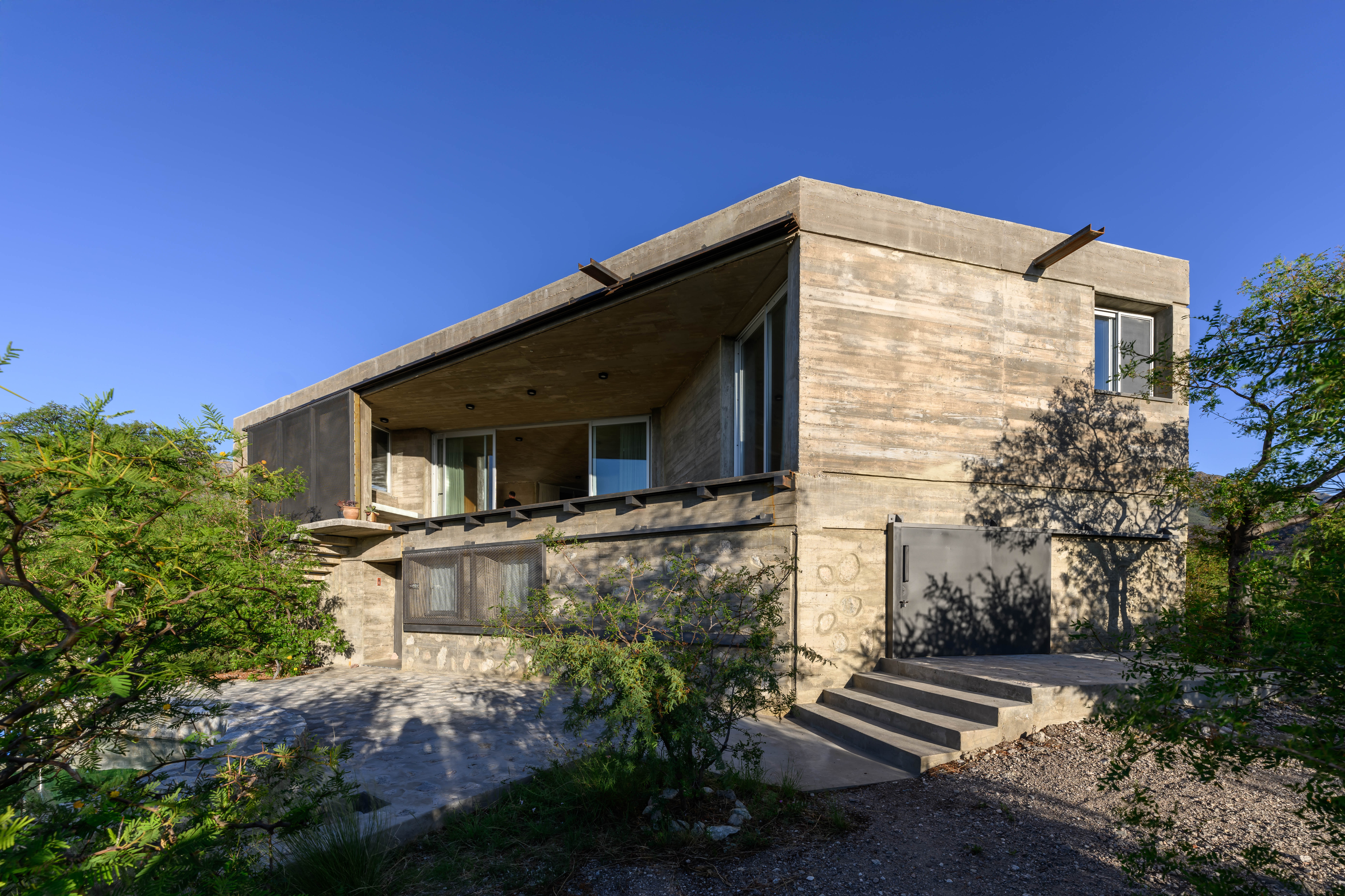 The Diaphanous Cave – Casa Cosmo by Cristian Nanzer