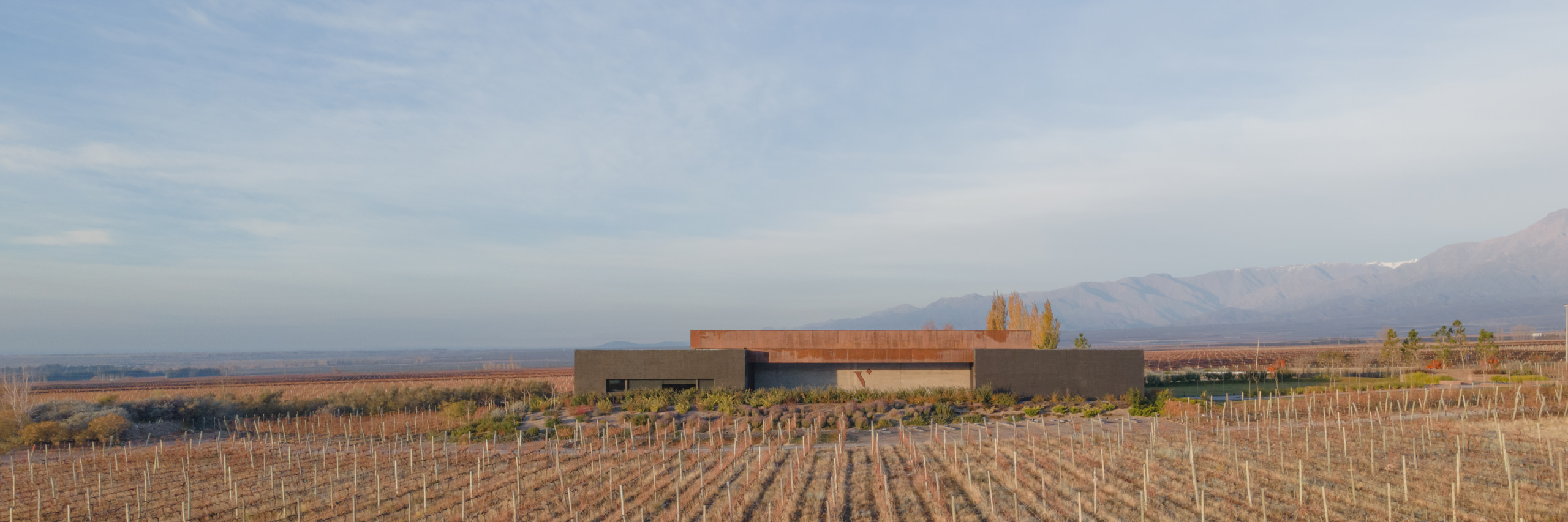 A Ritual of Time – La Vigilia Winery by Gonzalez Olsina & Vega Arquitectos