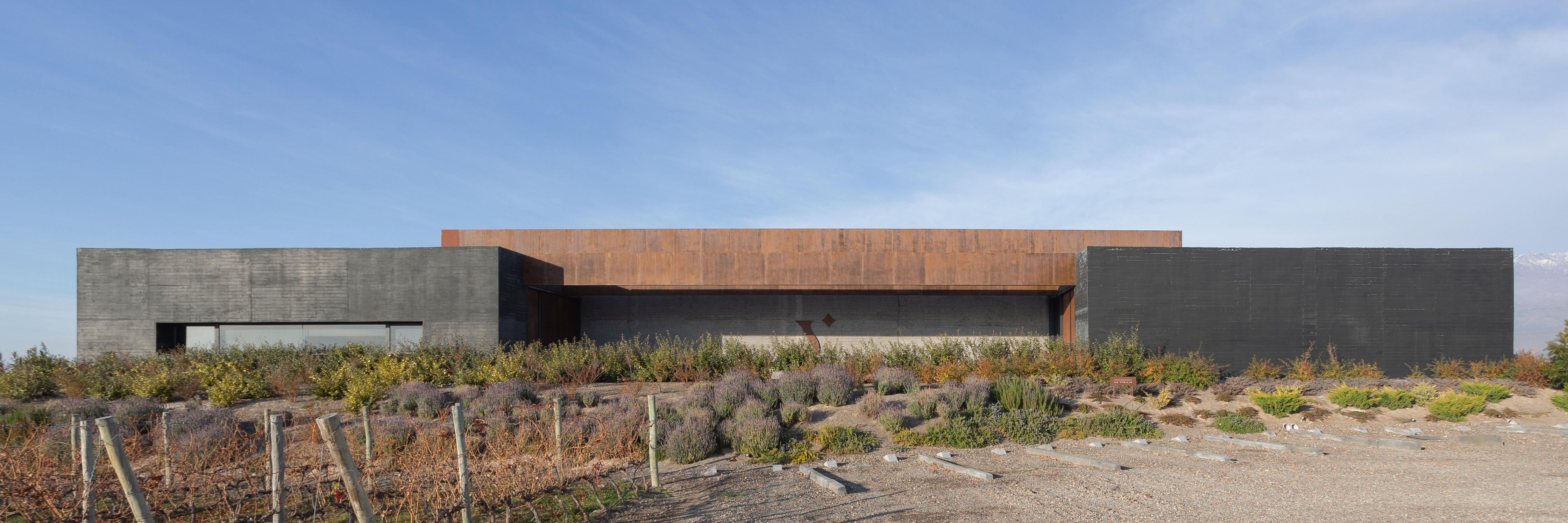 A Ritual of Time – La Vigilia Winery by Gonzalez Olsina & Vega Arquitectos
