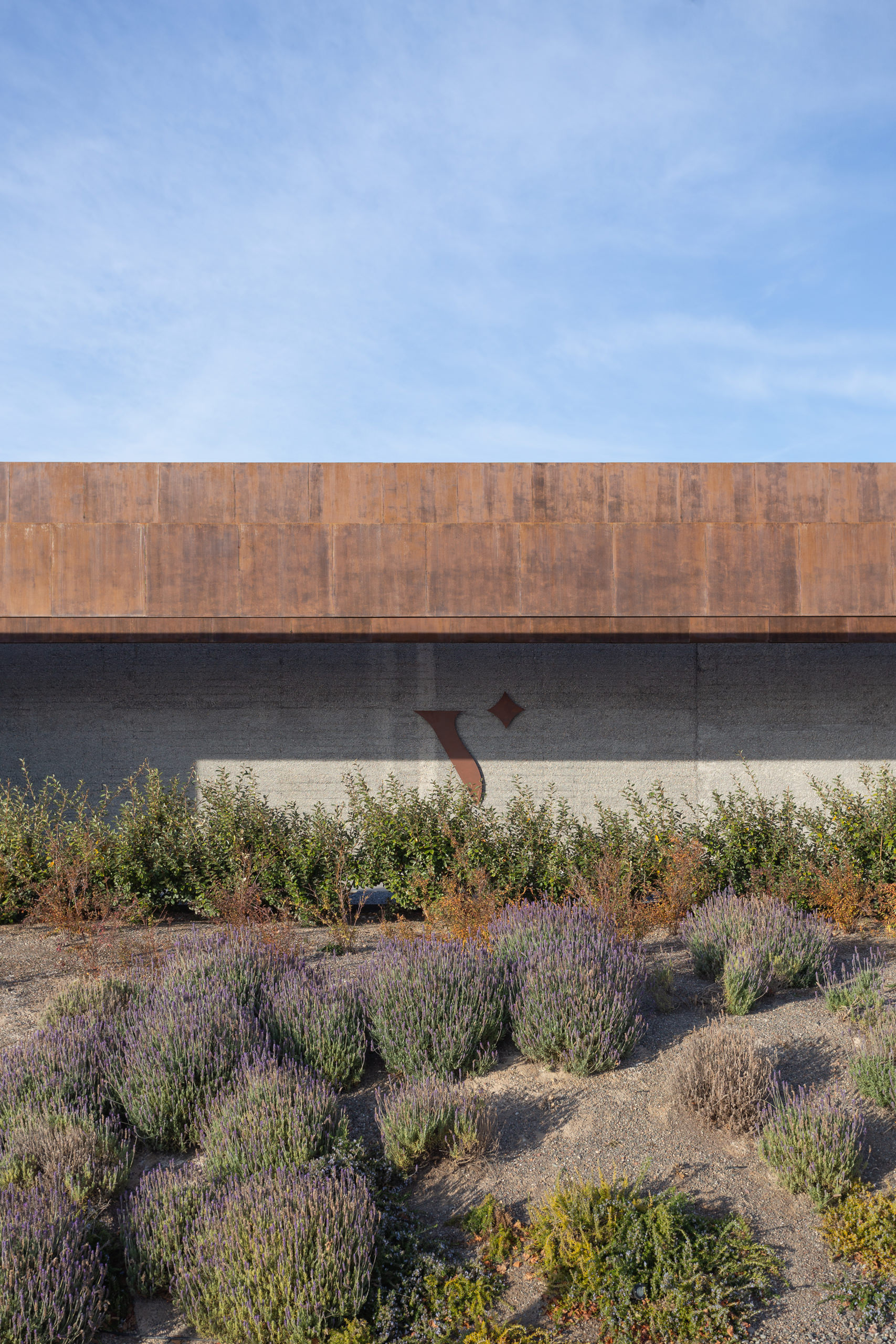 A Ritual of Time – La Vigilia Winery by Gonzalez Olsina & Vega Arquitectos