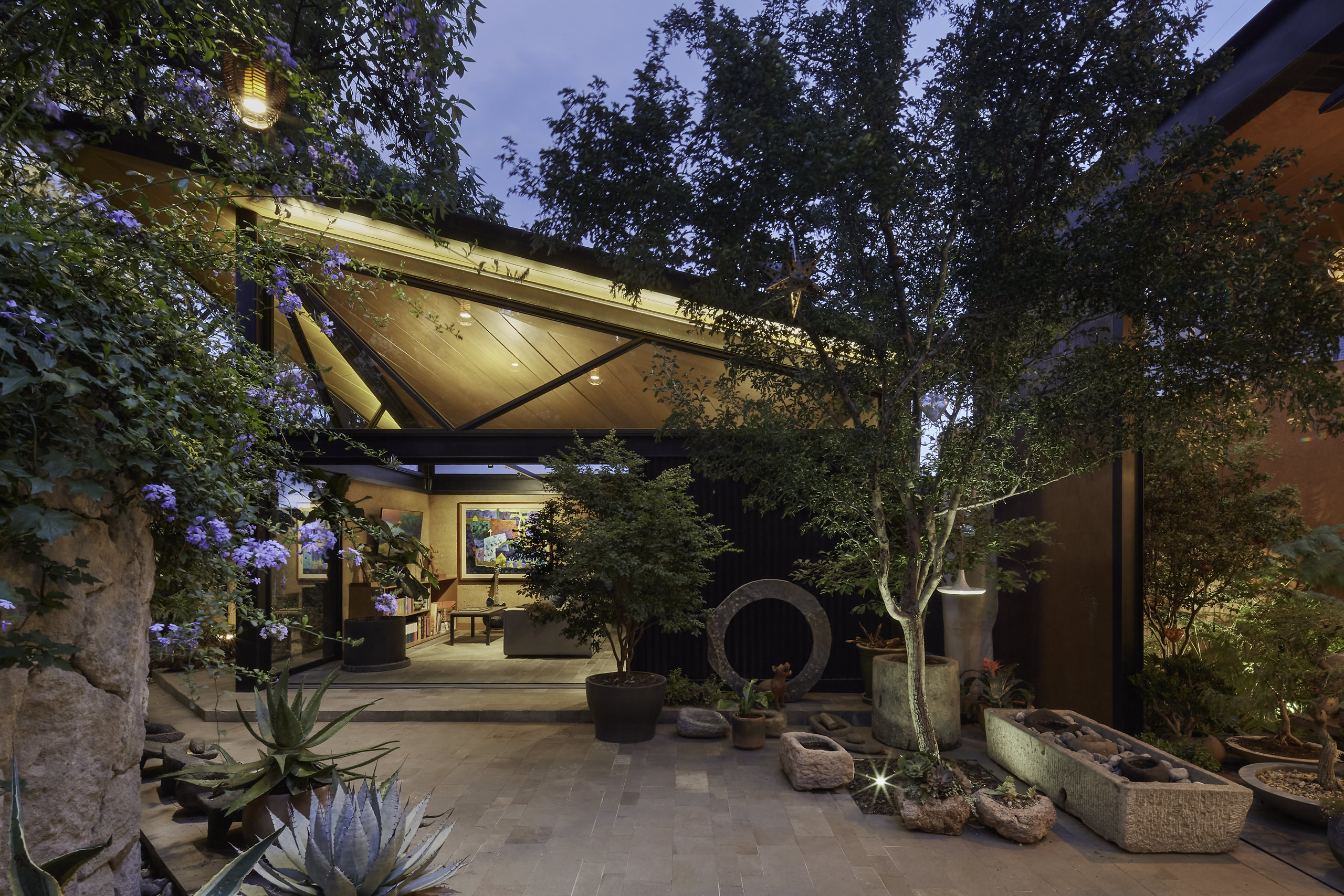 A Garden That Holds a Home – Casa Tepozanes by Taller de Arquitectura Mexicana